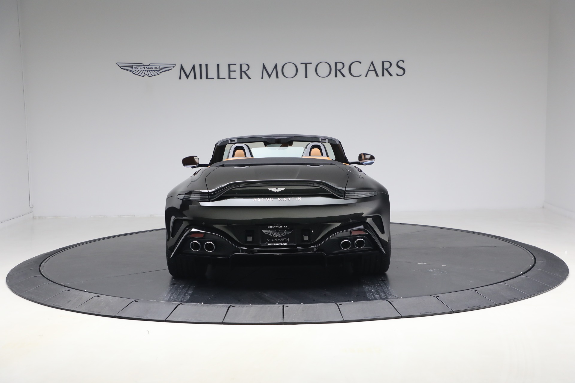 New-2026-Aston-Martin-Vantage-Roadster
