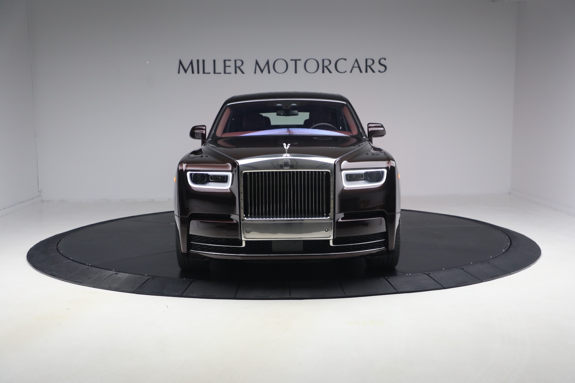 Used-2018-Rolls-Royce-Phantom-EWB