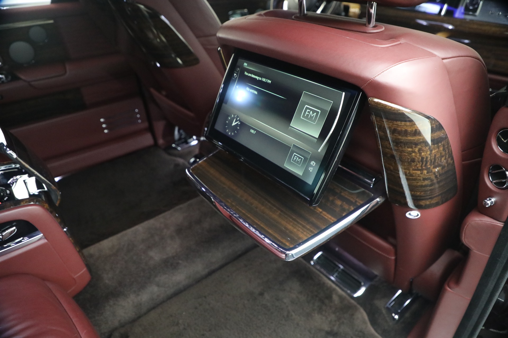 Used-2018-Rolls-Royce-Phantom-EWB