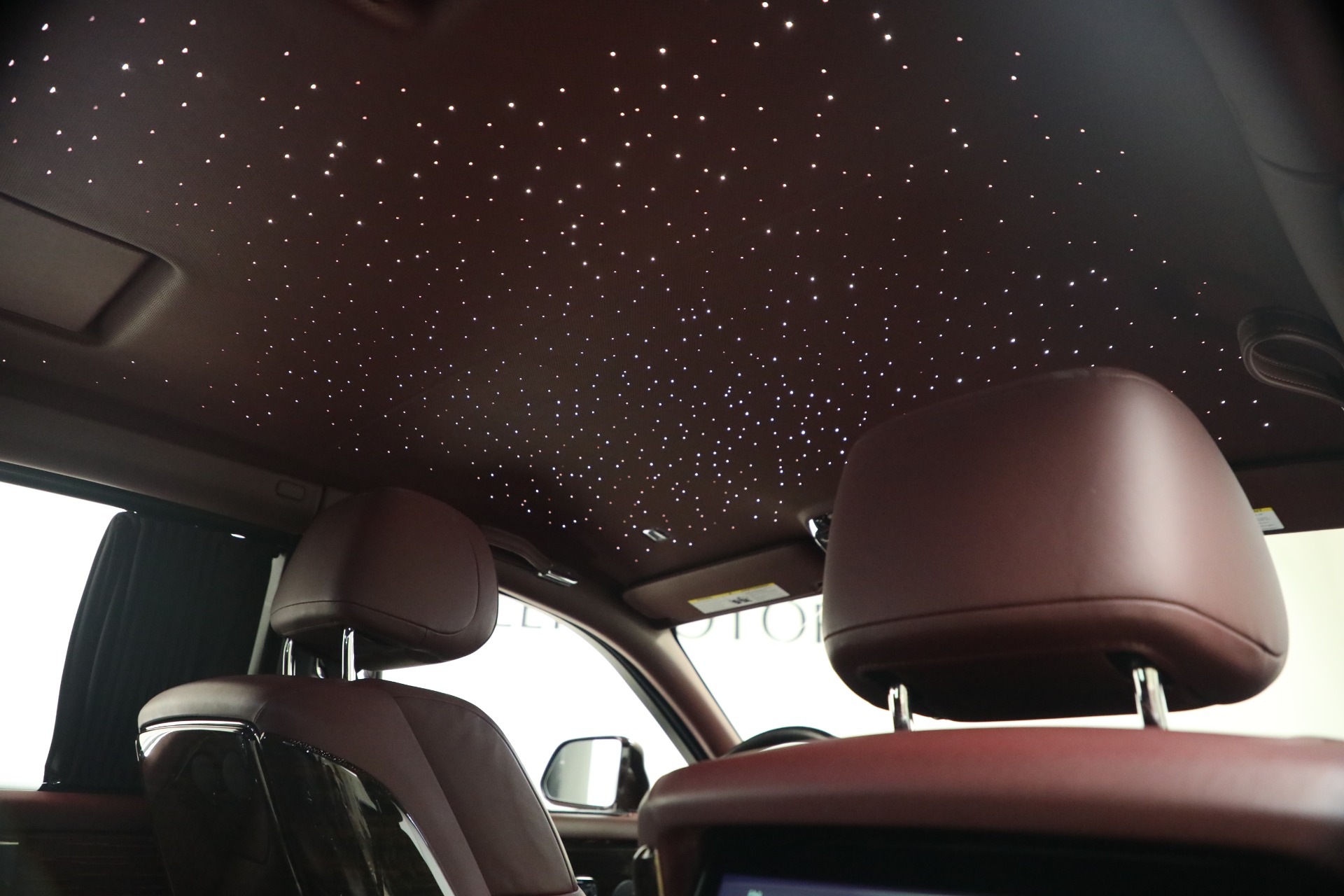 Used-2018-Rolls-Royce-Phantom-EWB