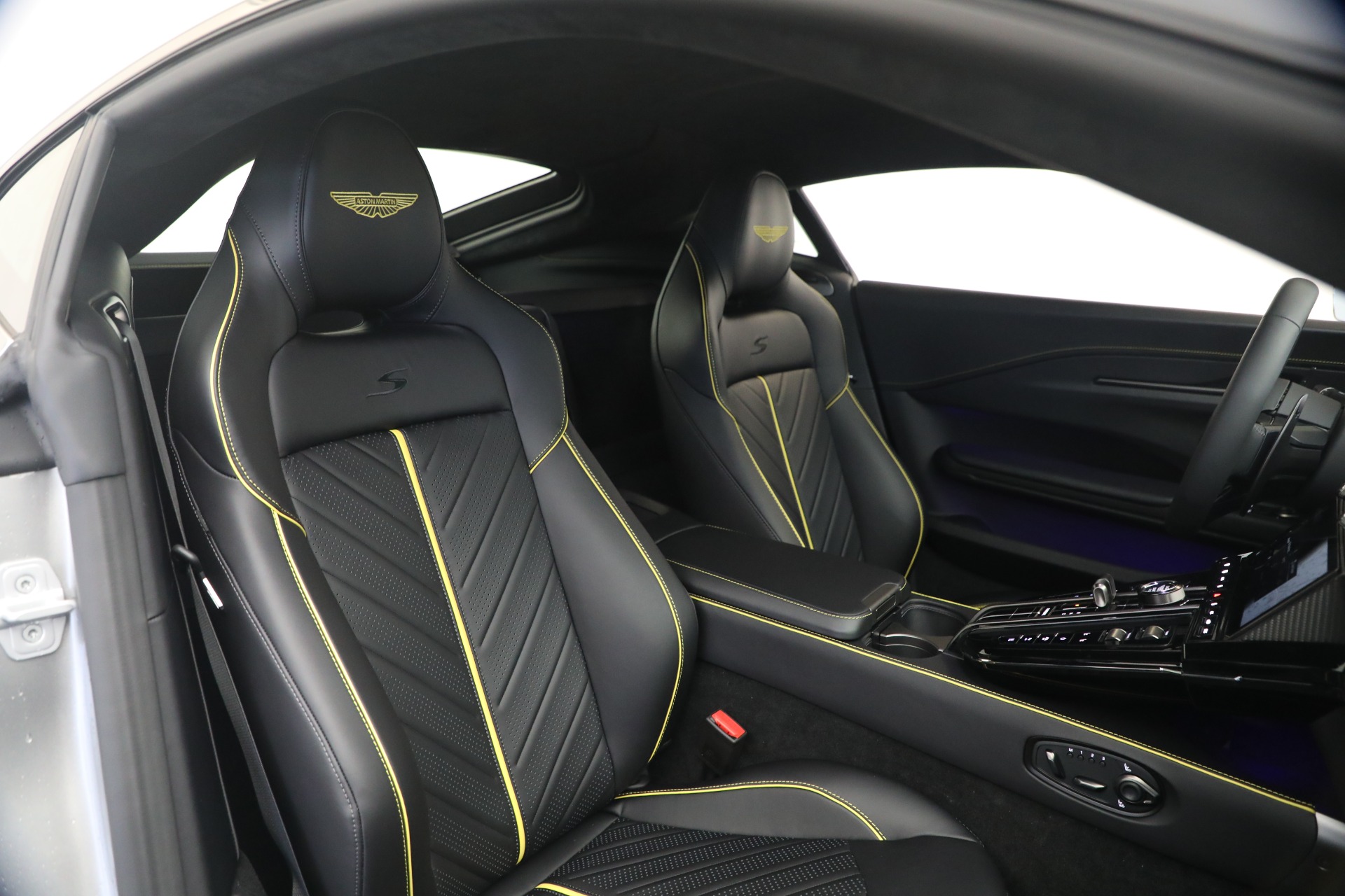 New-2026-Aston-Martin-Vantage-S