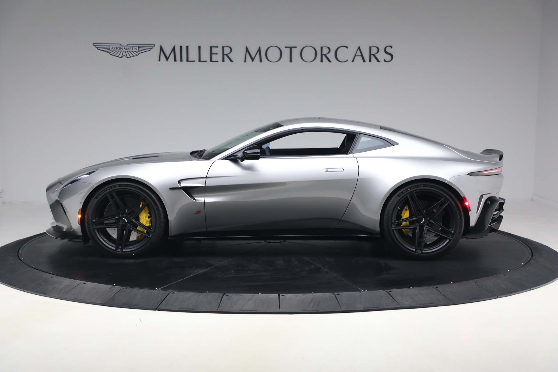 New-2026-Aston-Martin-Vantage-S
