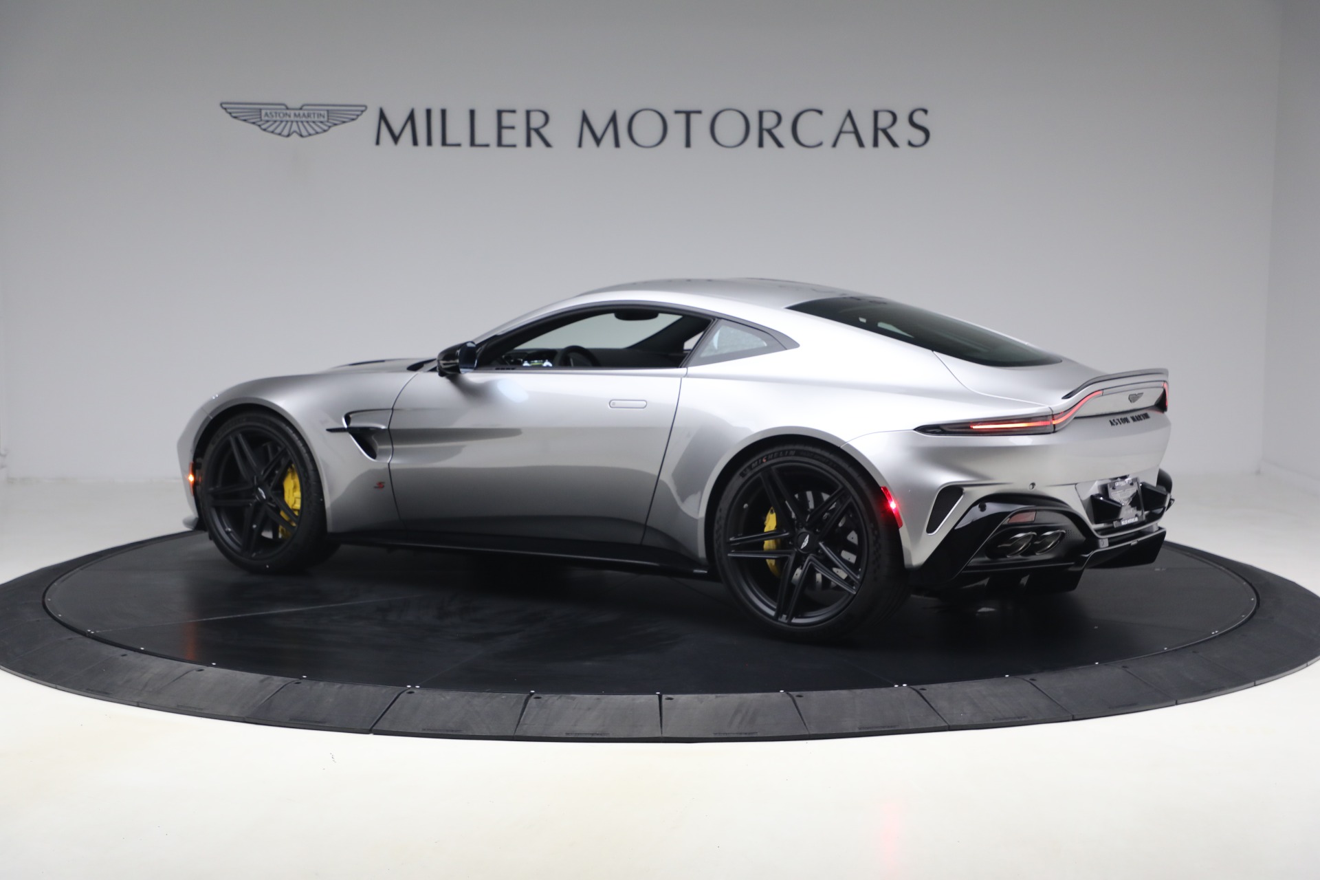 New-2026-Aston-Martin-Vantage-S