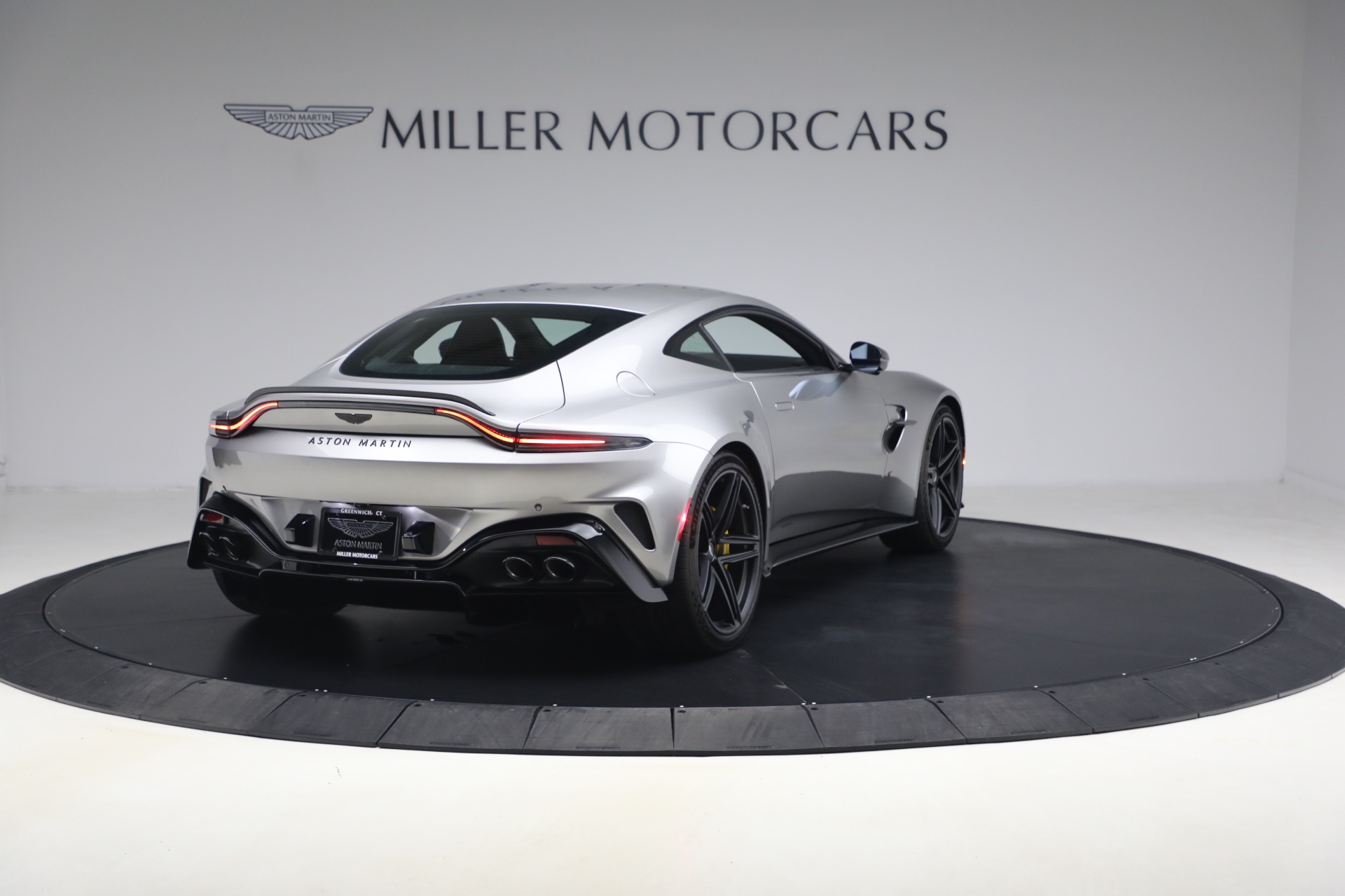 New-2026-Aston-Martin-Vantage-S