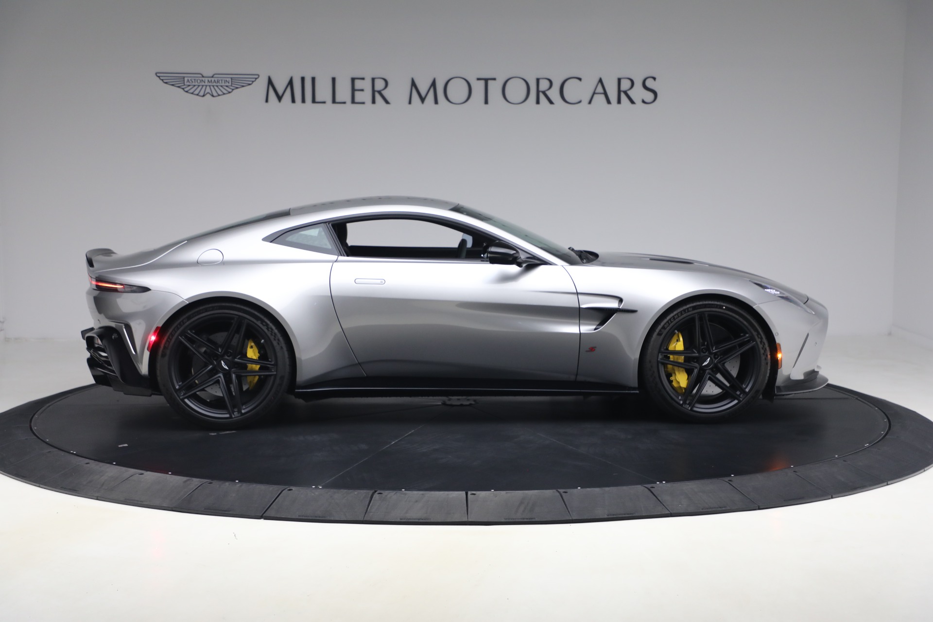New-2026-Aston-Martin-Vantage-S