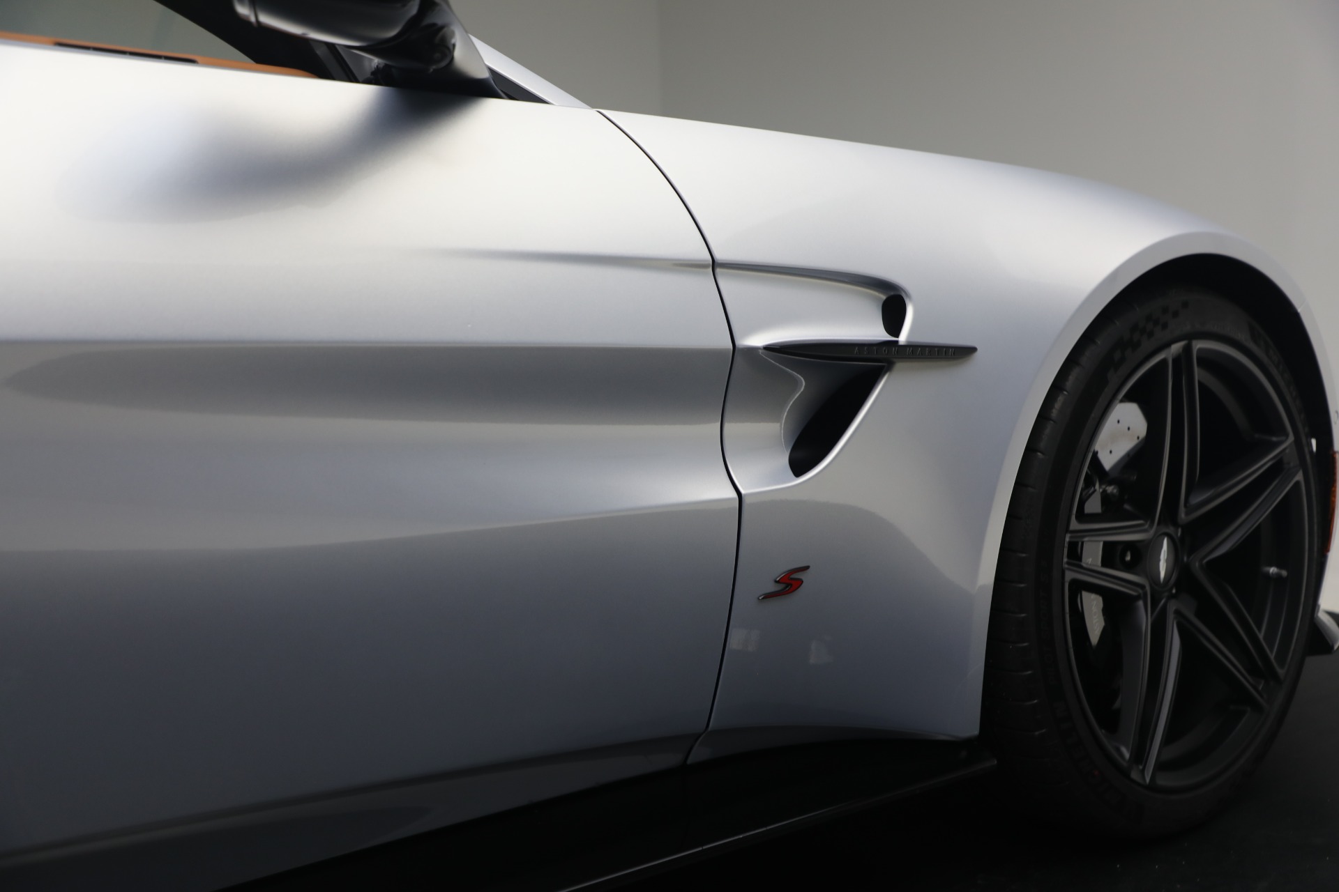 New-2026-Aston-Martin-Vantage-S