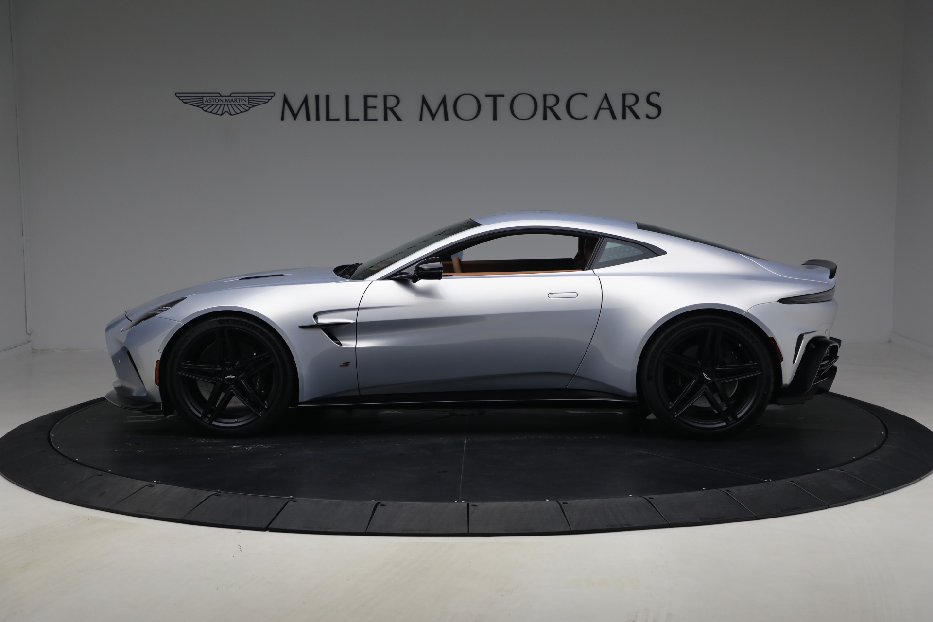 New-2026-Aston-Martin-Vantage-S