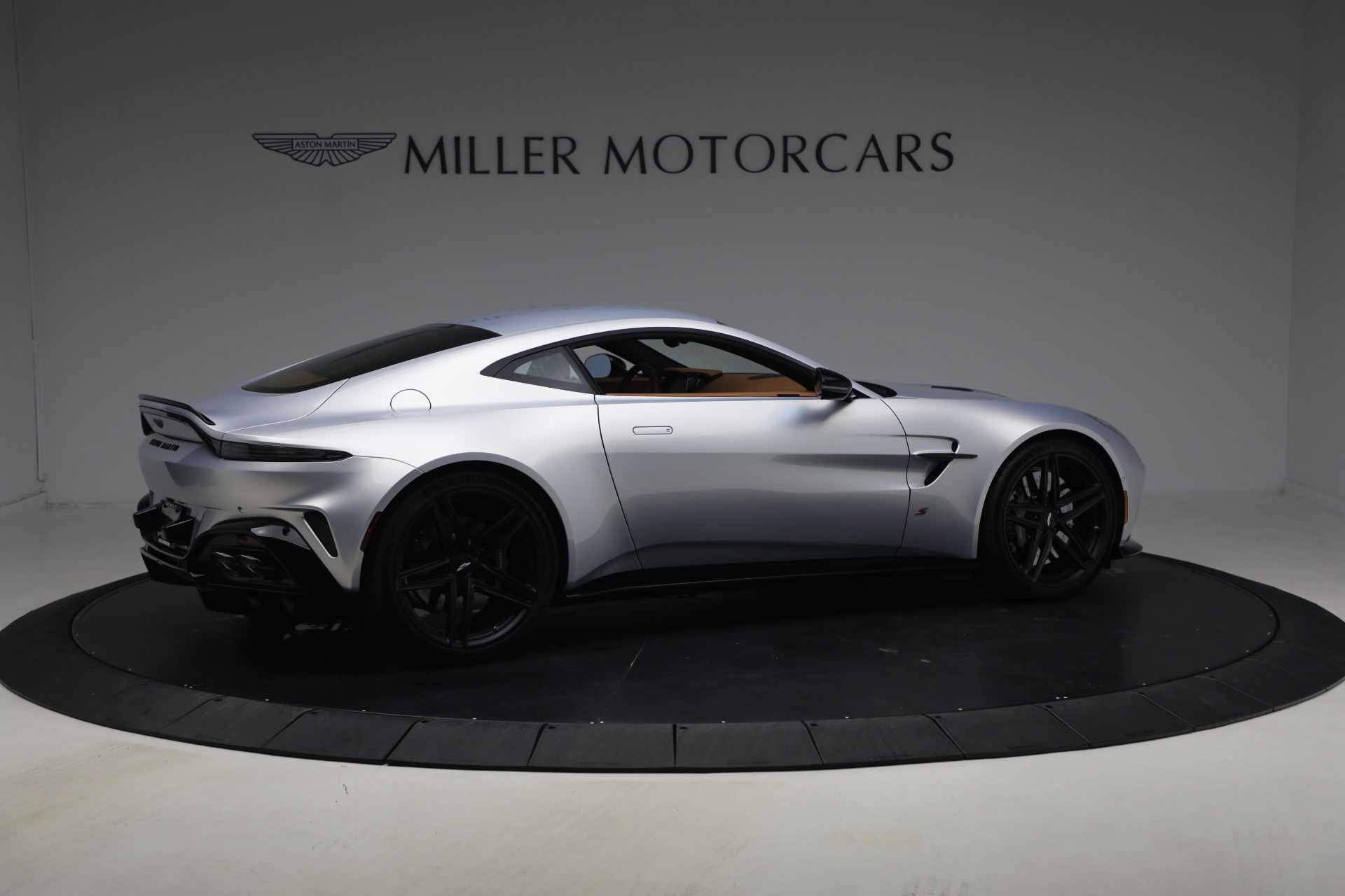 New-2026-Aston-Martin-Vantage-S