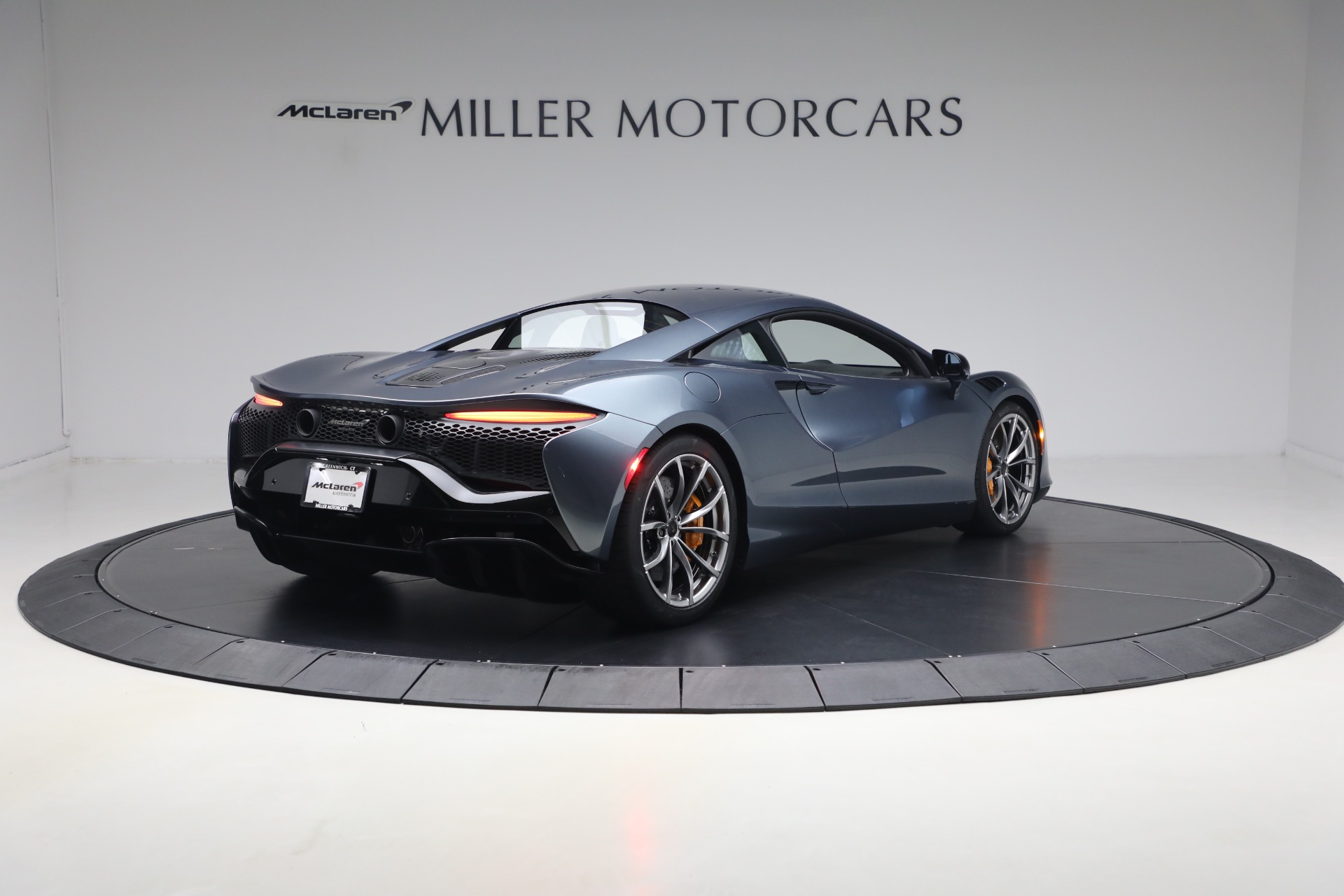 New-2026-McLaren-Artura-Performance