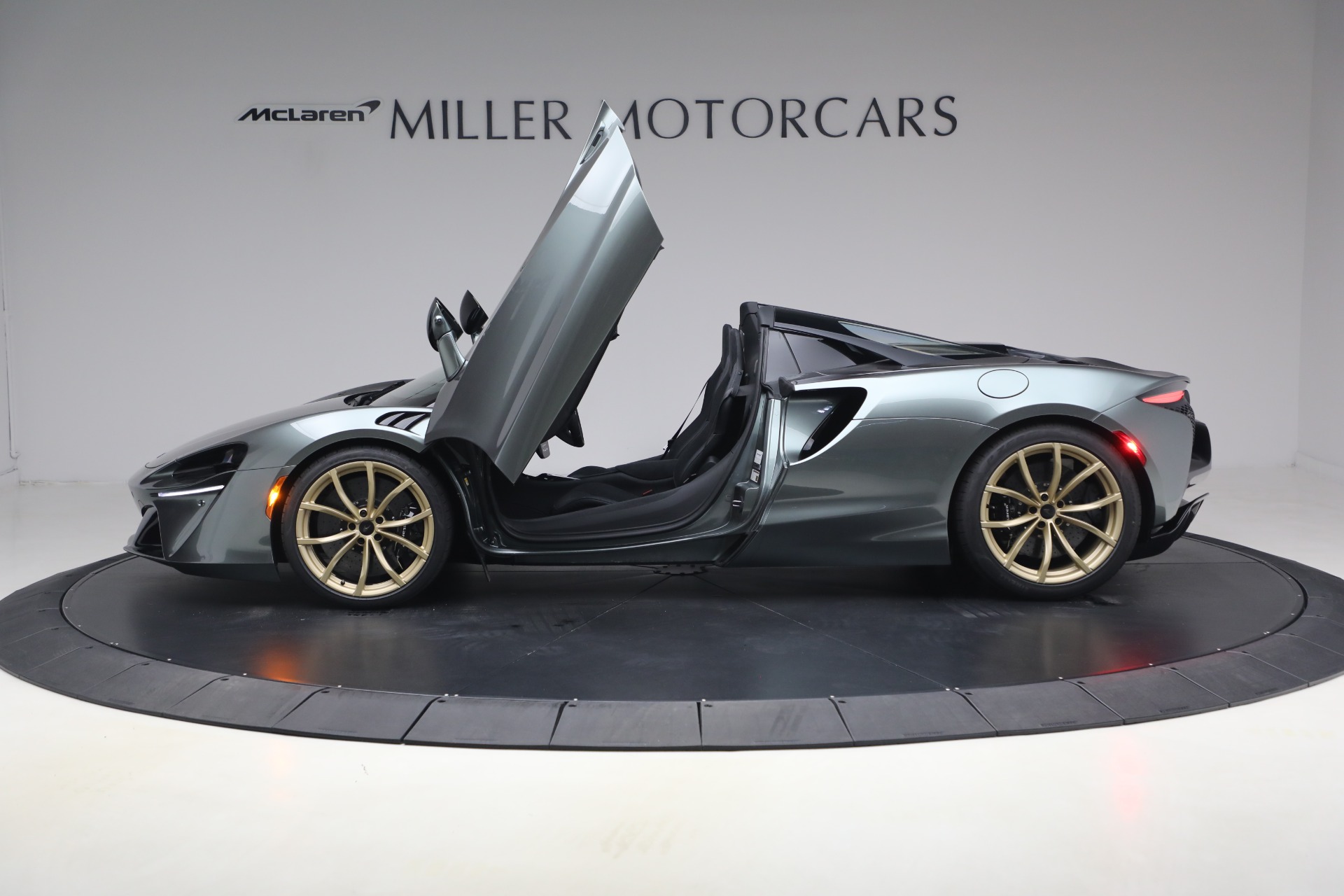 New-2026-McLaren-Artura-Spider-Performance