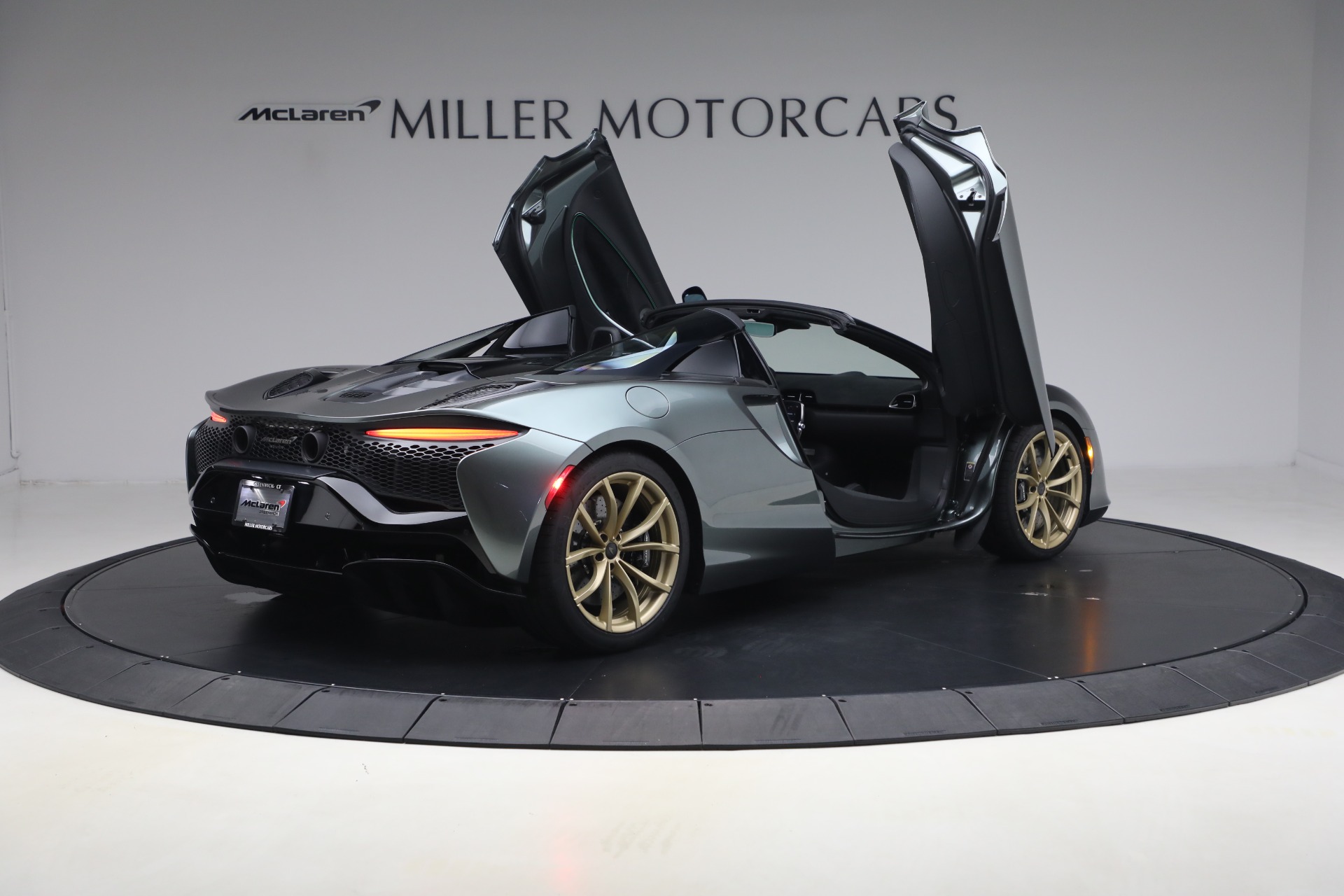 New-2026-McLaren-Artura-Spider-Performance