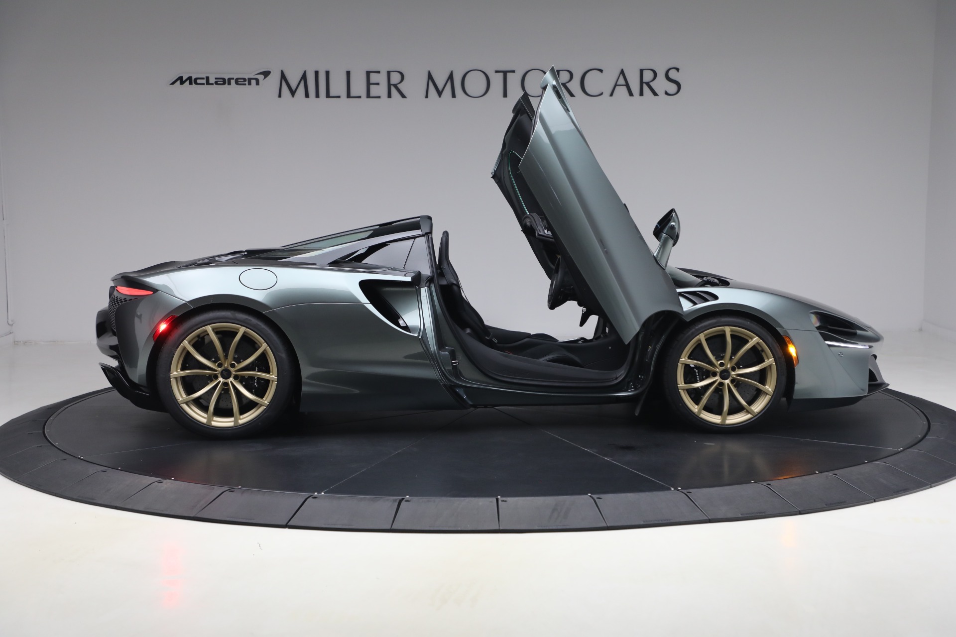 New-2026-McLaren-Artura-Spider-Performance