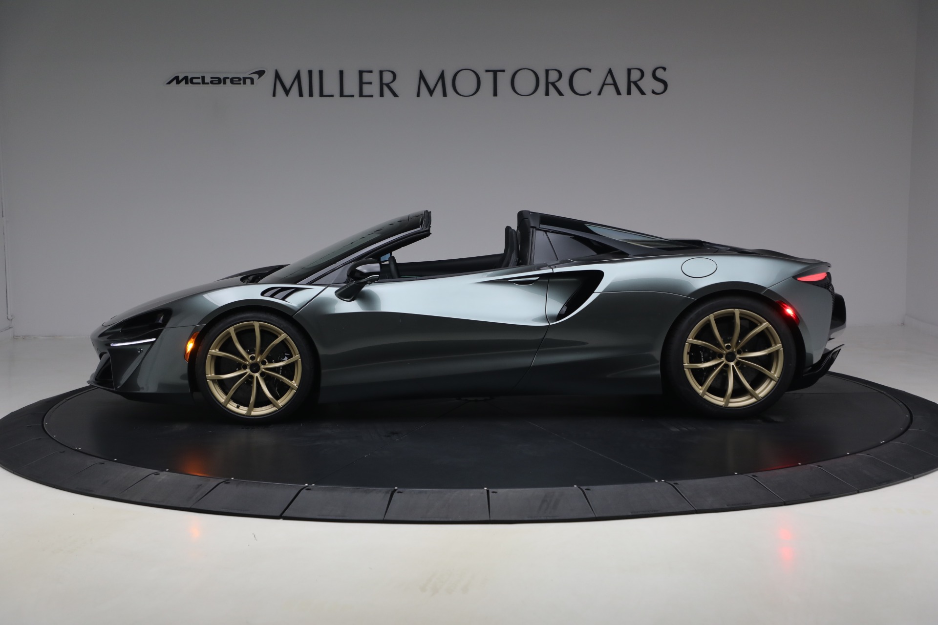 New-2026-McLaren-Artura-Spider-Performance