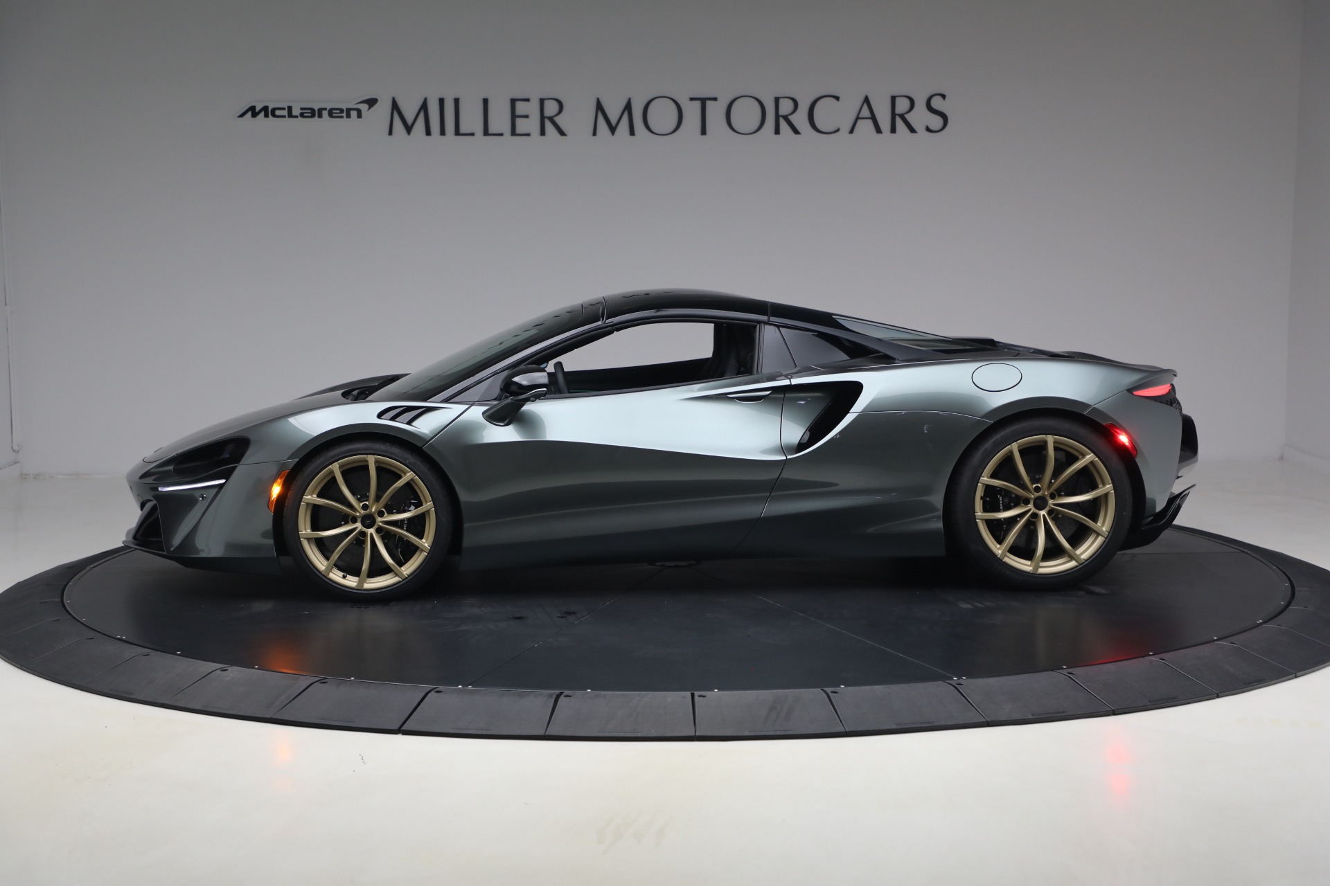 New-2026-McLaren-Artura-Spider-Performance