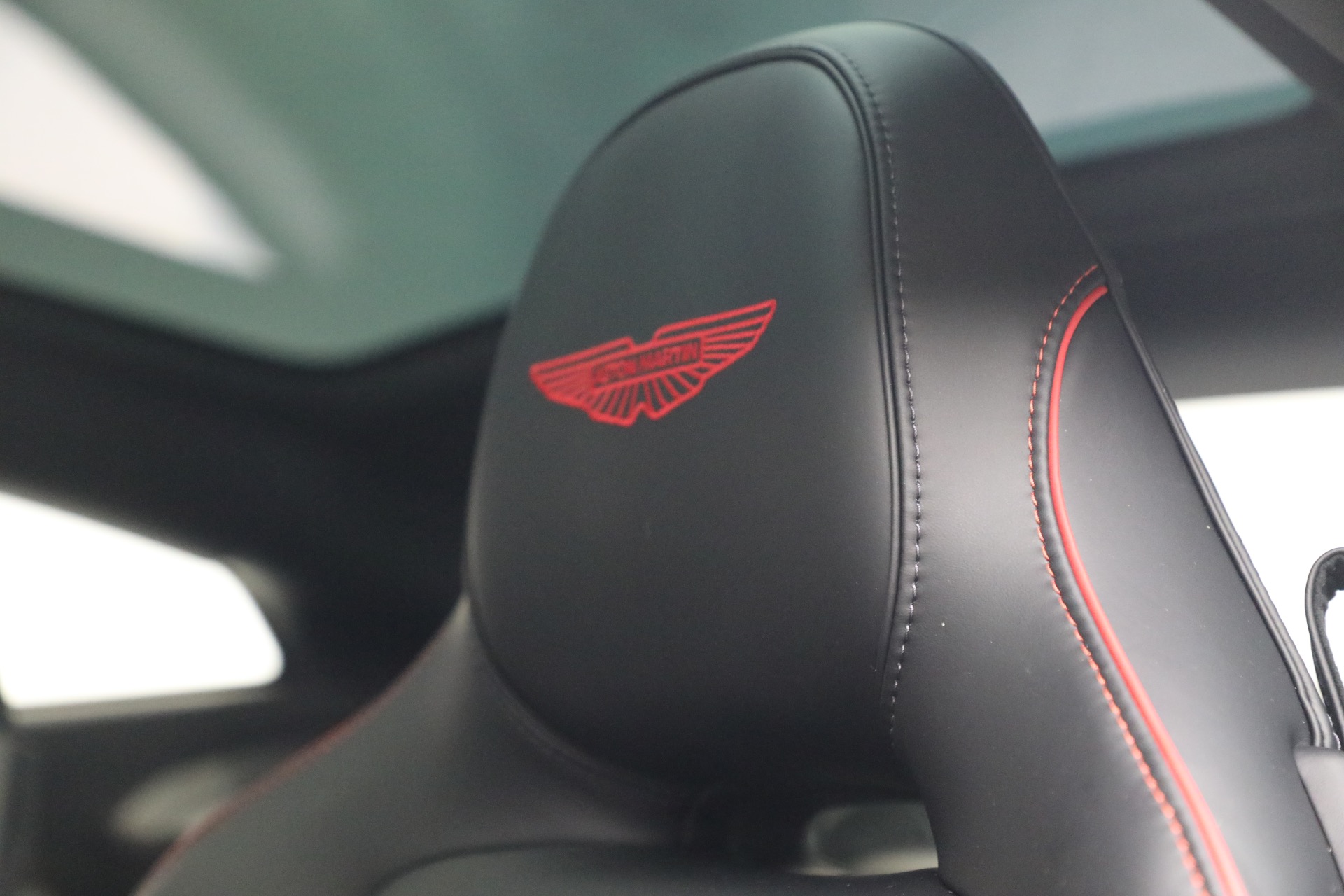 New-2026-Aston-Martin-Vanquish