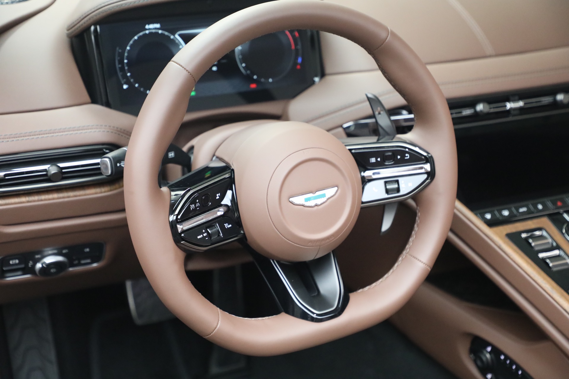 New-2026-Aston-Martin-DB12-Volante
