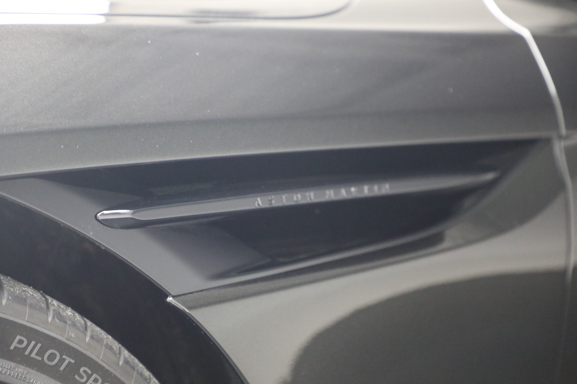 New-2026-Aston-Martin-DB12-Volante