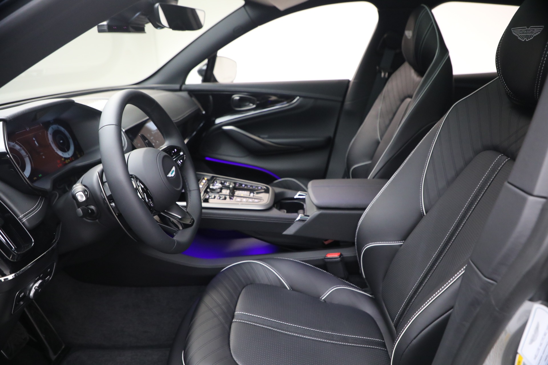 New-2026-Aston-Martin-DBX-707