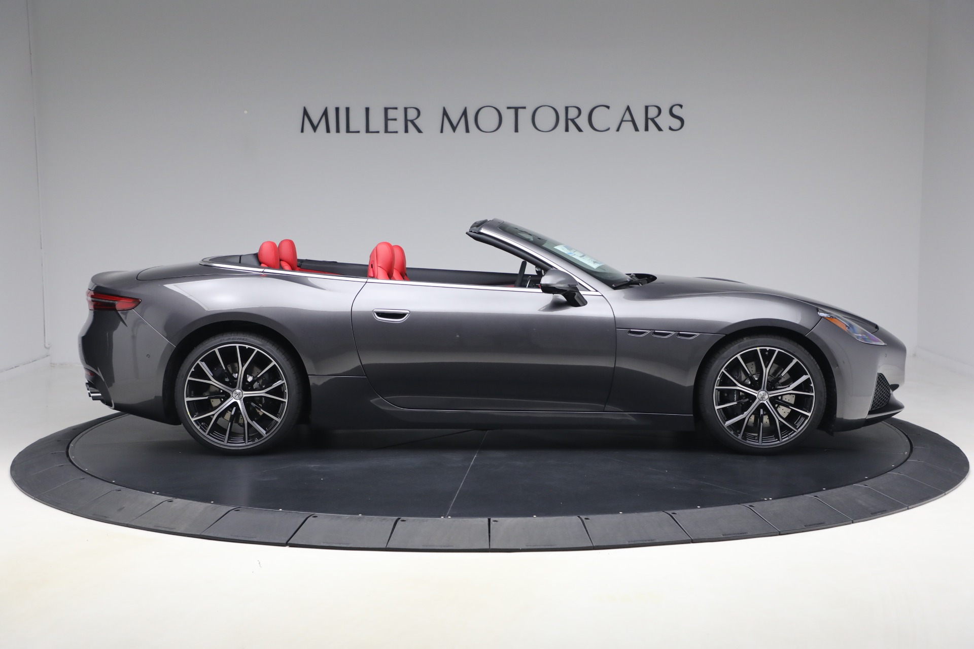 New-2026-Maserati-GranCabrio-Modena