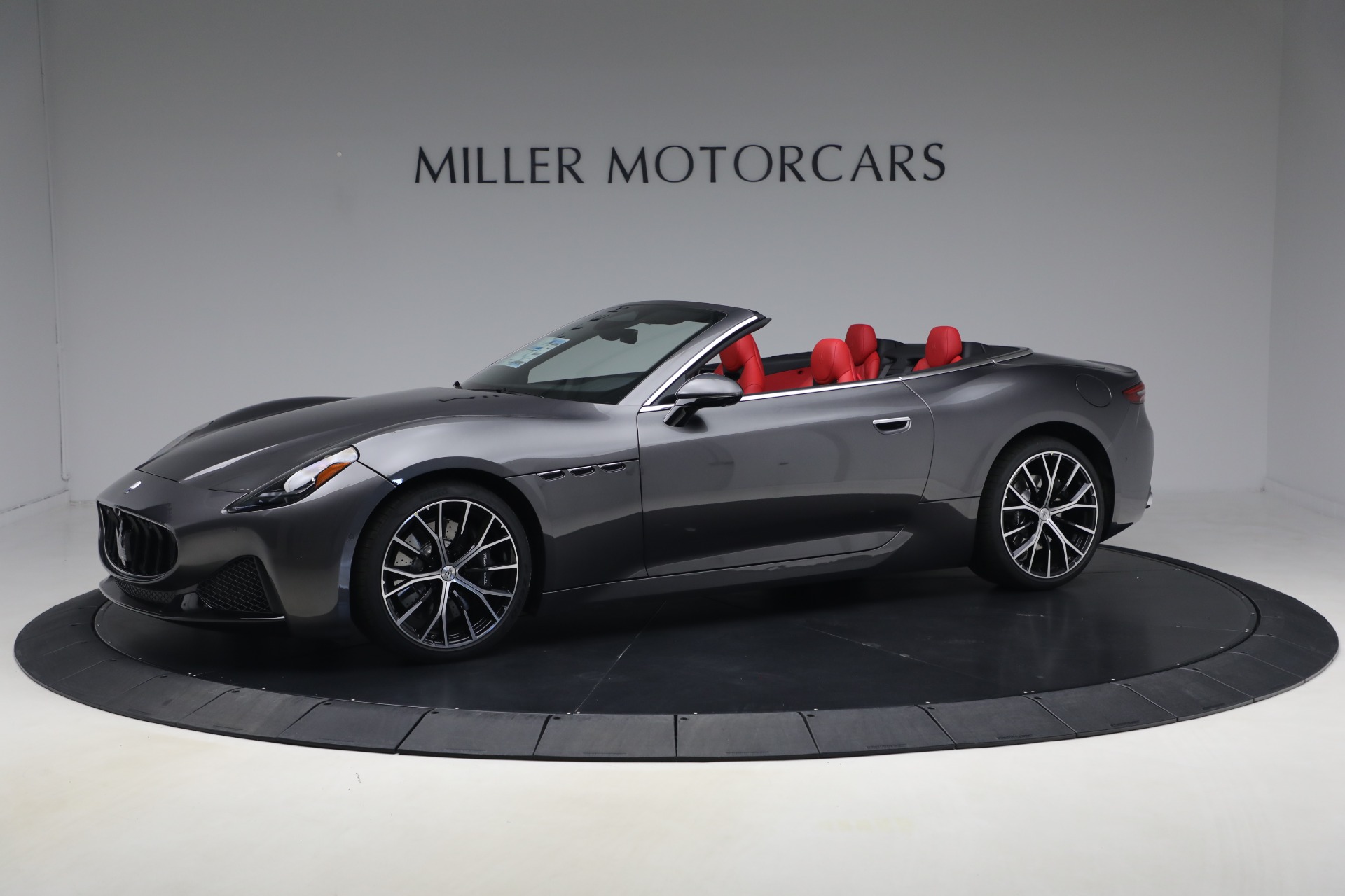 New-2026-Maserati-GranCabrio-Modena
