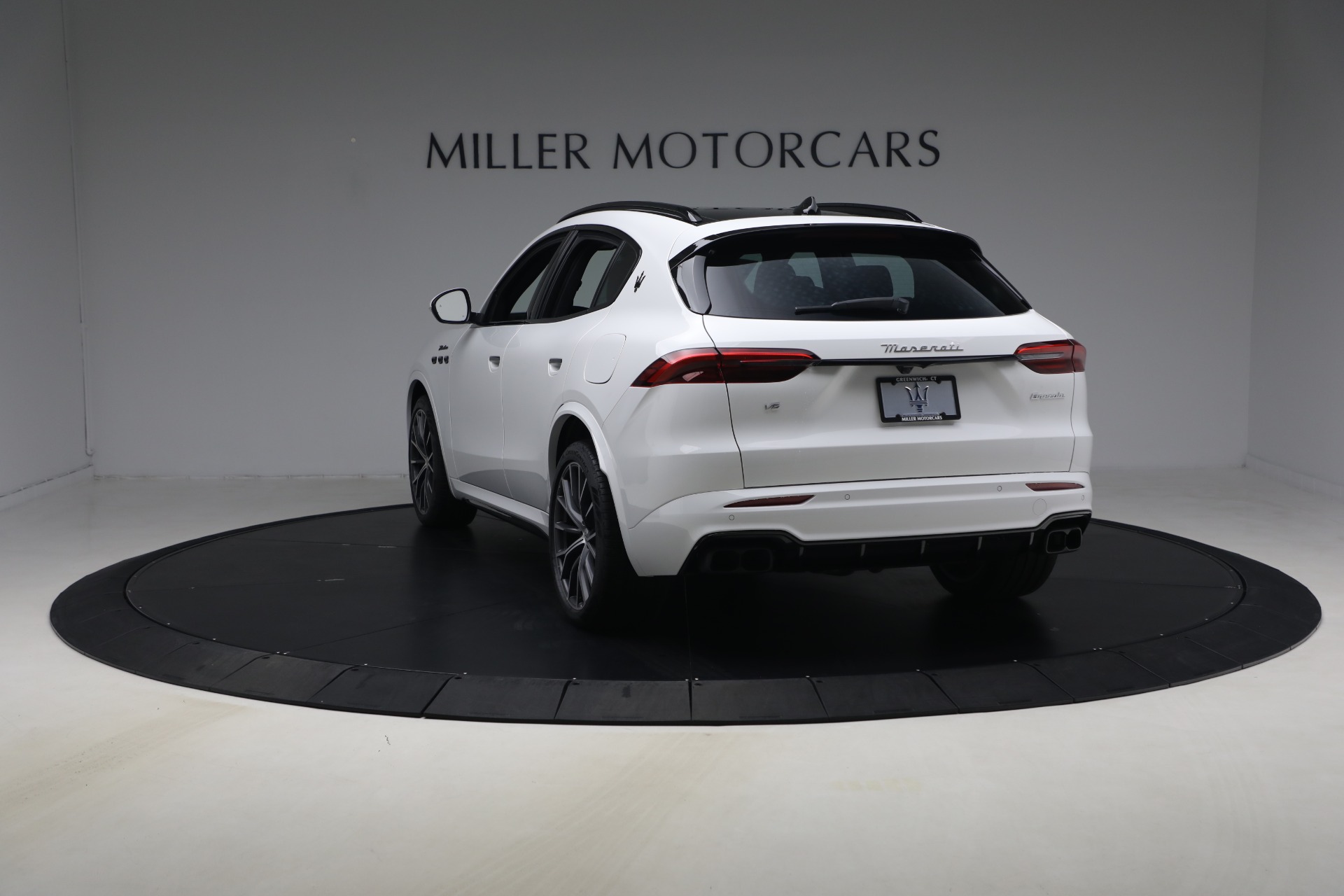 Used-2026-Maserati-Grecale-Modena