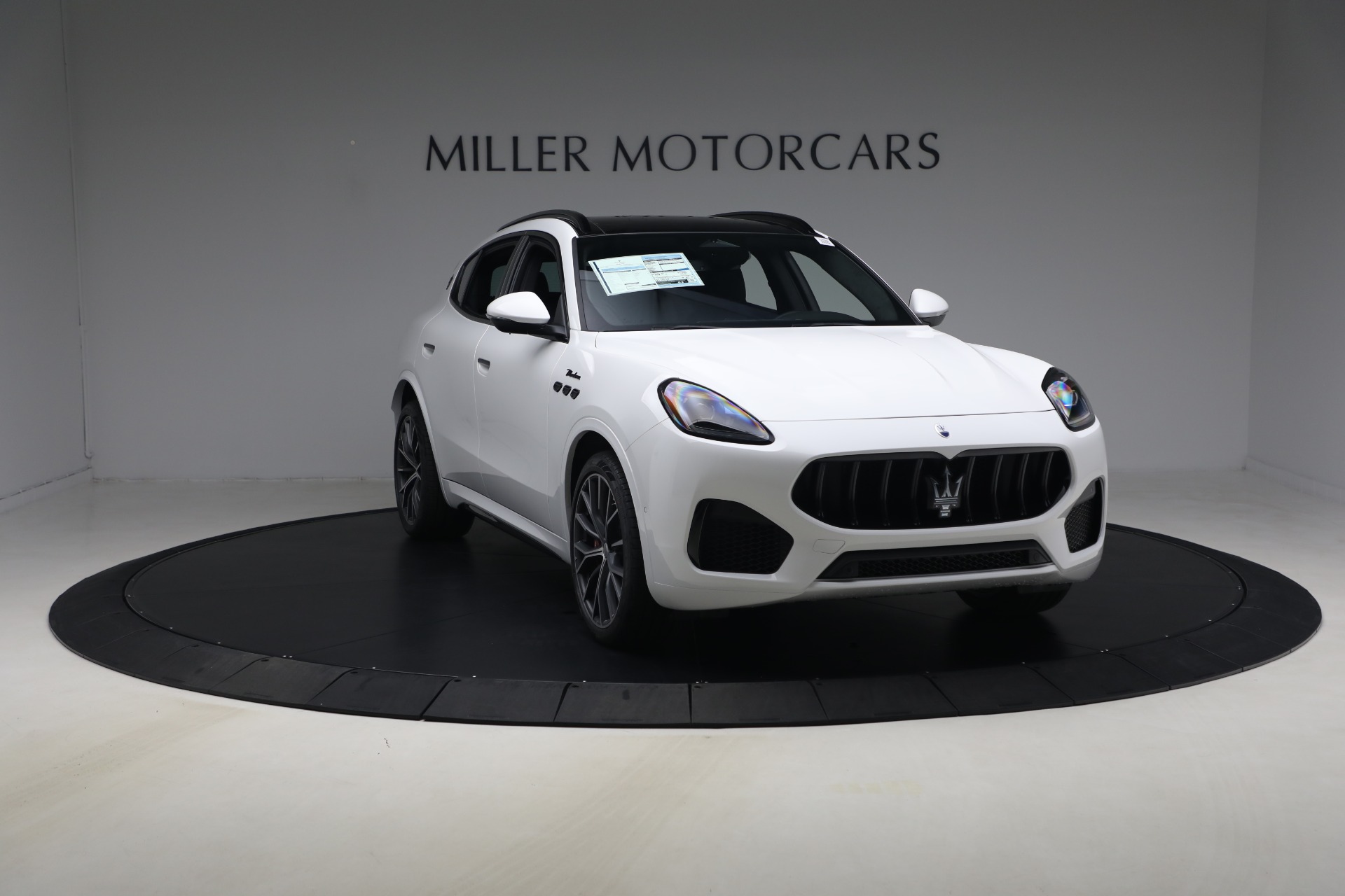 Used-2026-Maserati-Grecale-Modena
