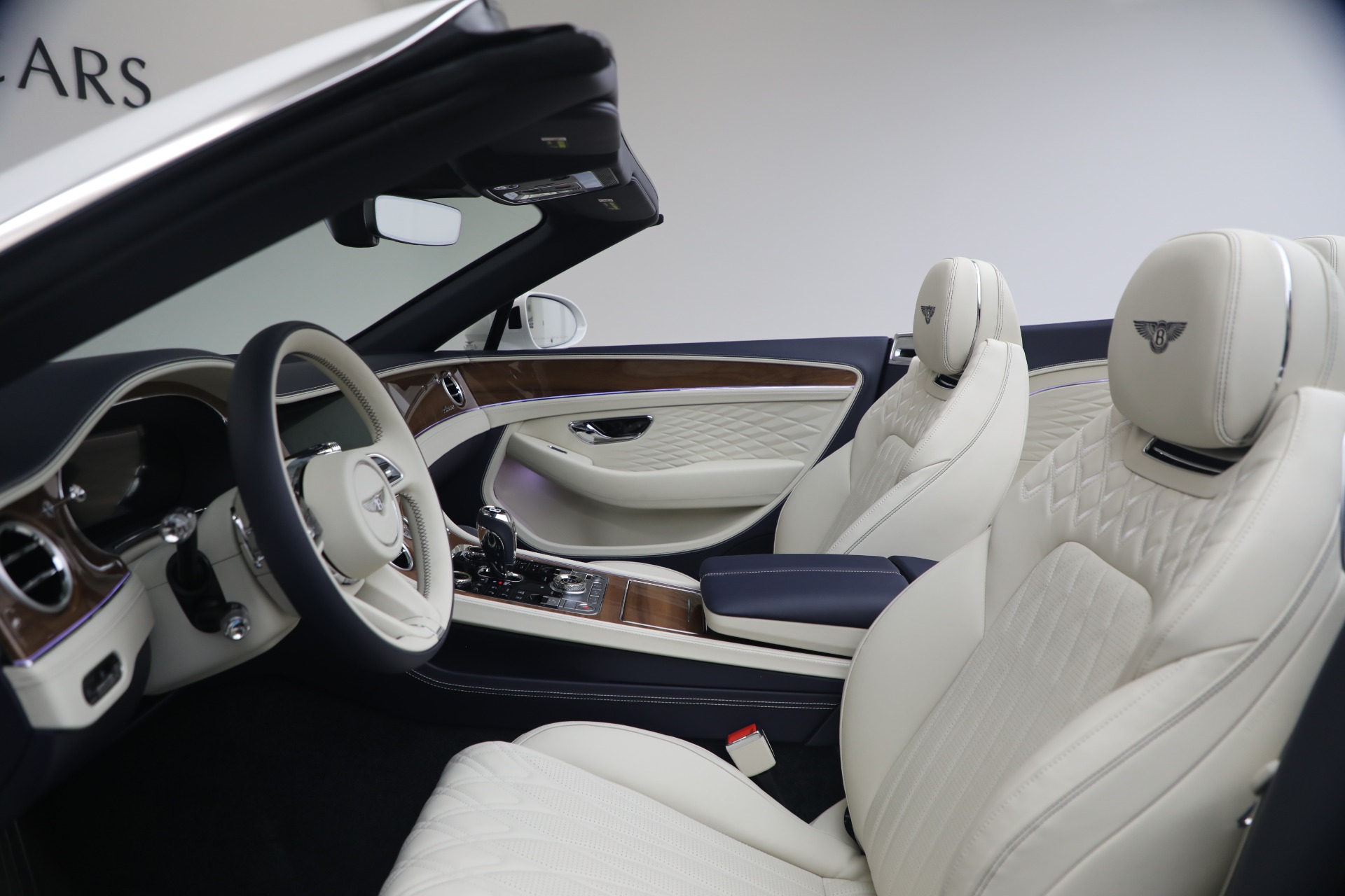 New-2026-Bentley-Continental-GTC-Azure