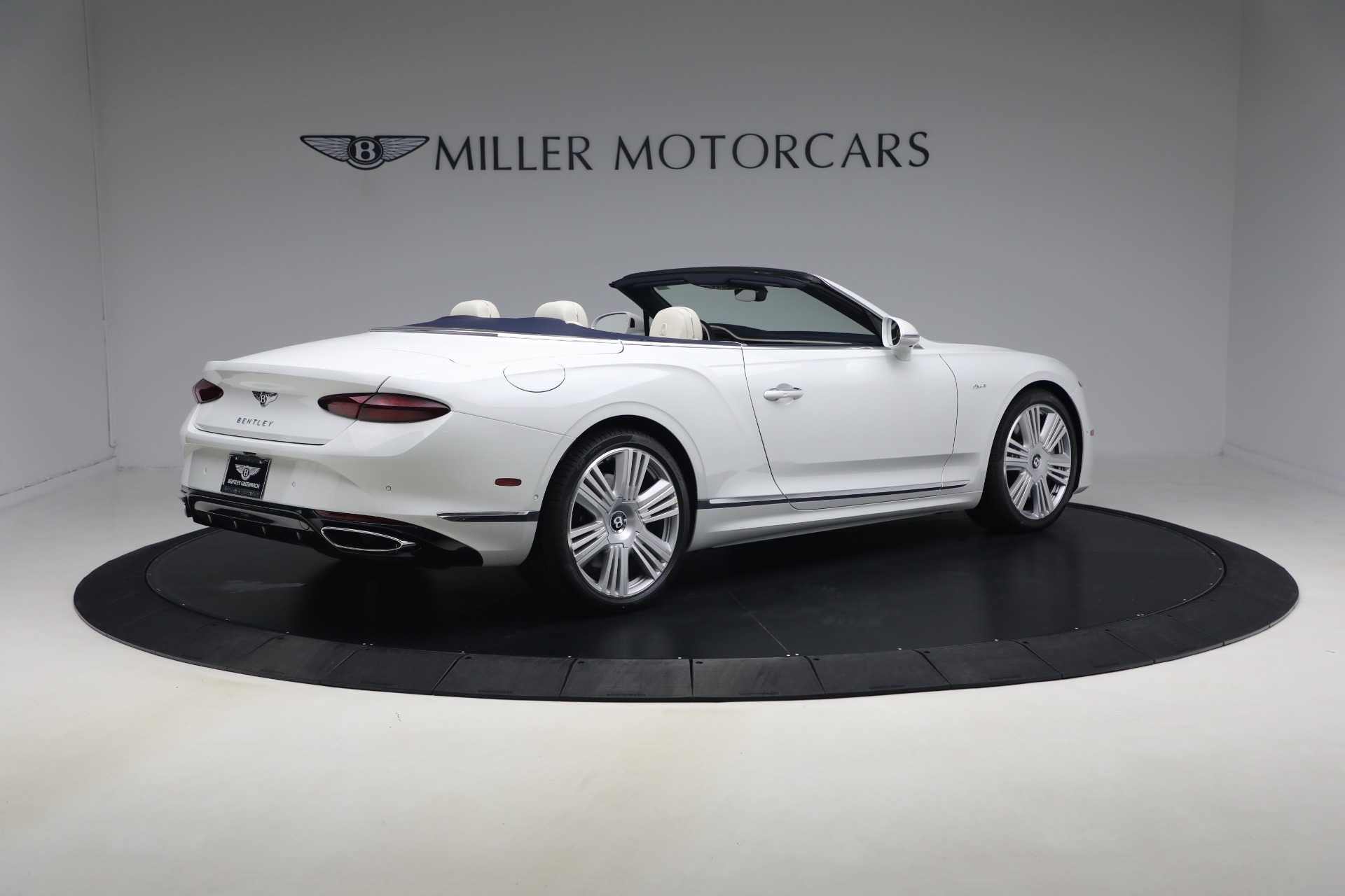 New-2026-Bentley-Continental-GTC-Azure