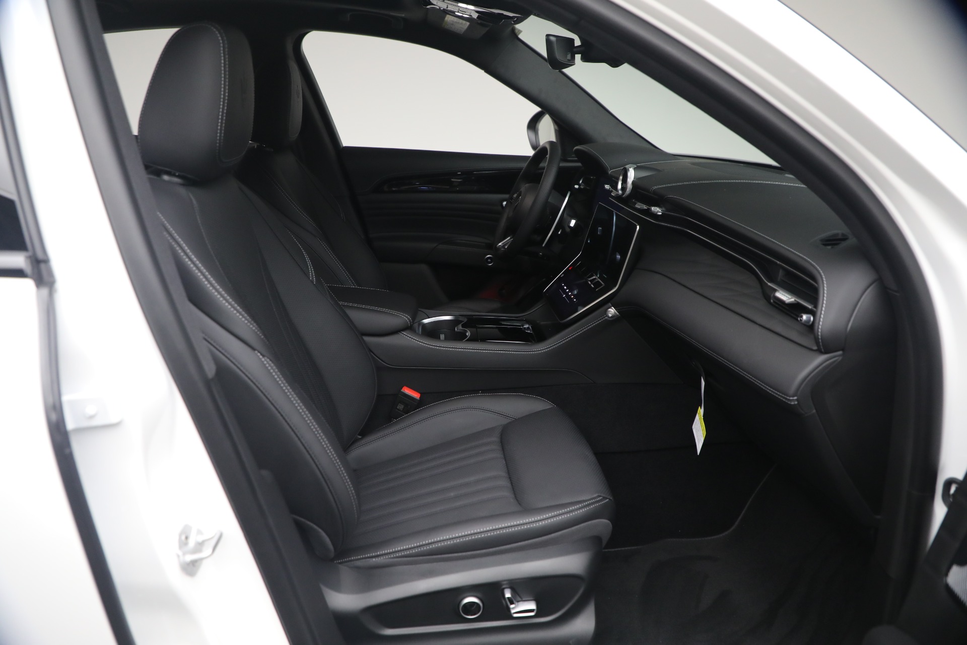 Used-2026-Maserati-Grecale-Modena-V6