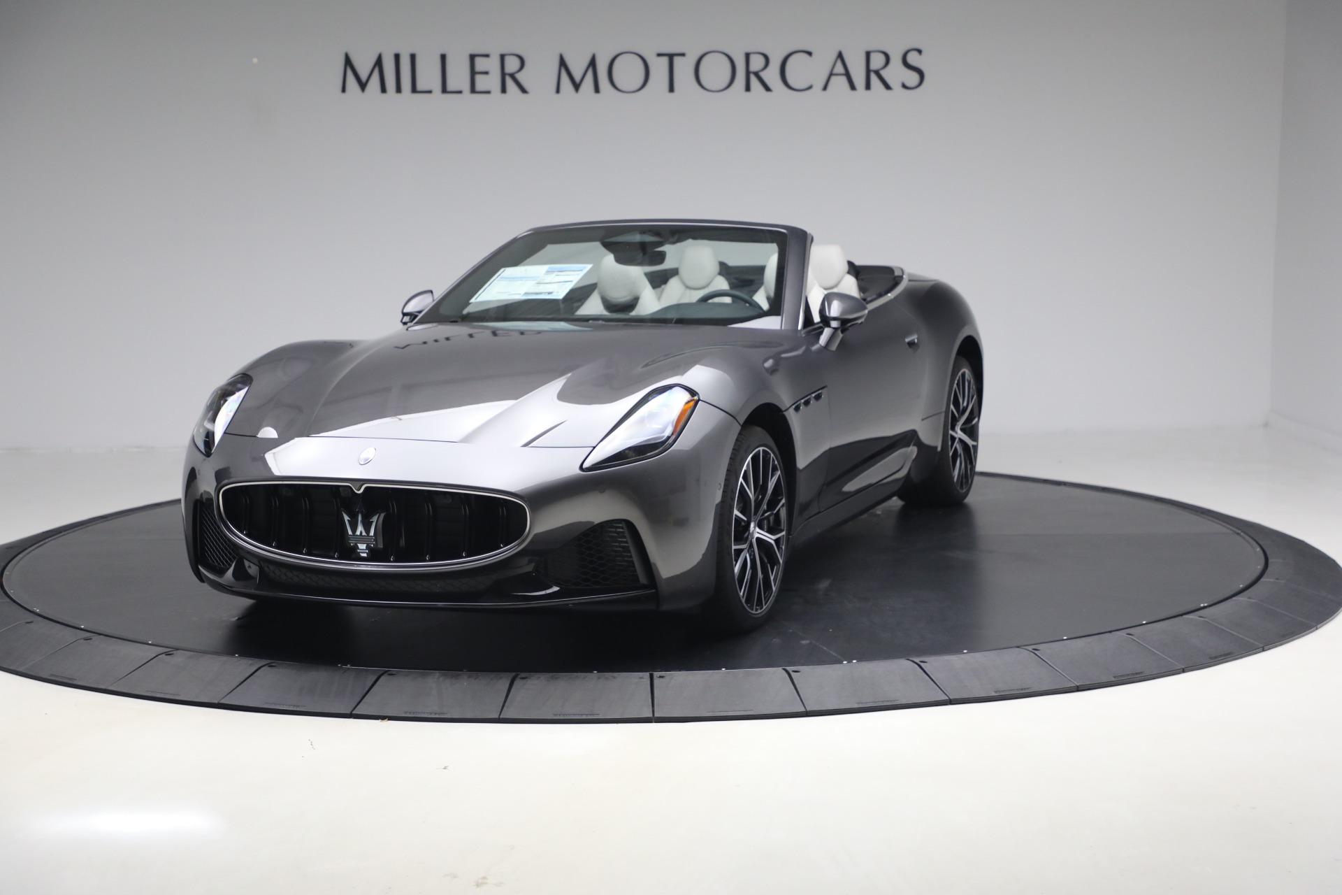 New-2026-Maserati-GranCabrio-Modena