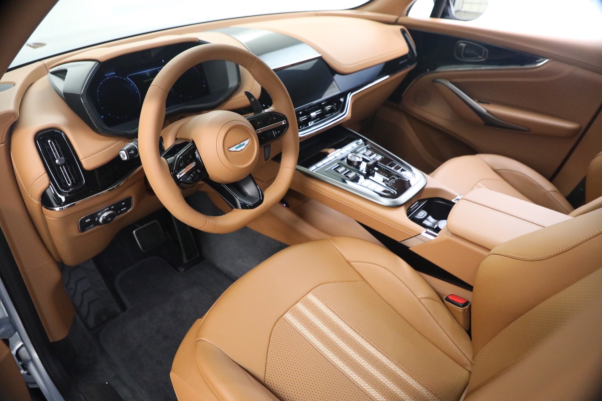 New-2026-Aston-Martin-DBX-707