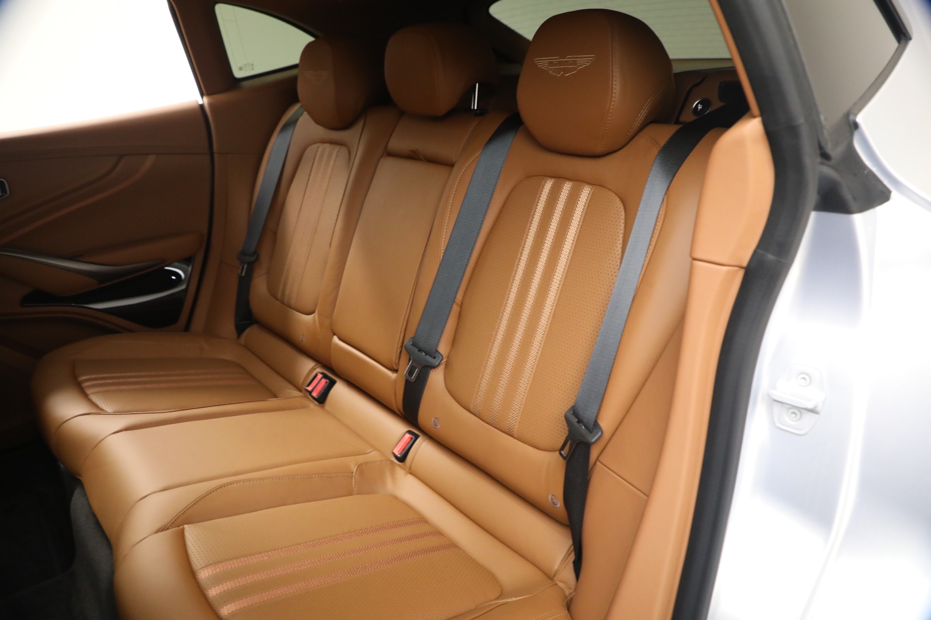 New-2026-Aston-Martin-DBX-707