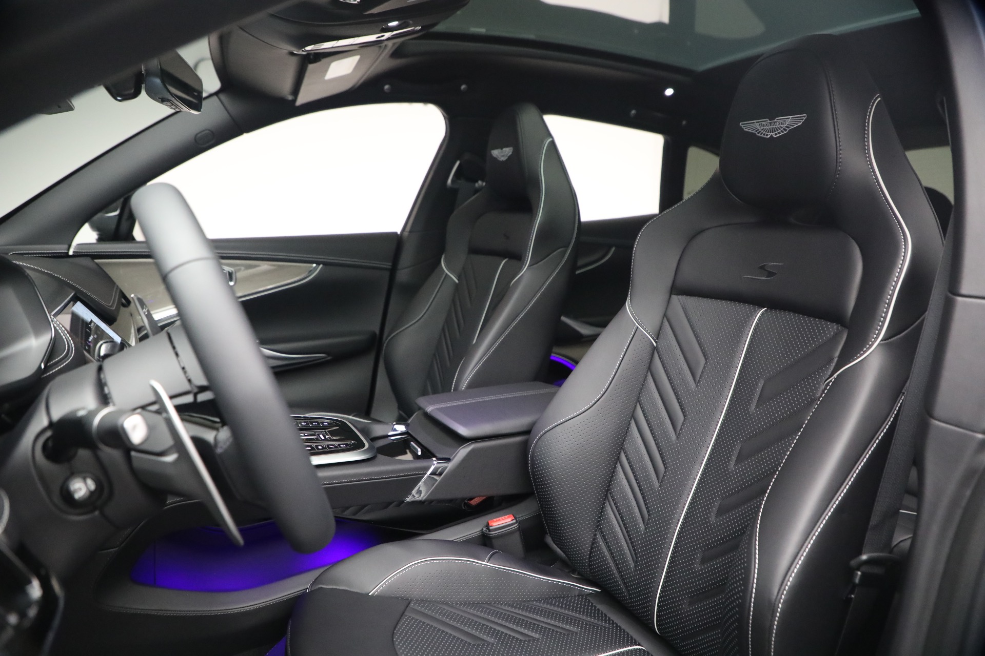 New-2026-Aston-Martin-DBX-S