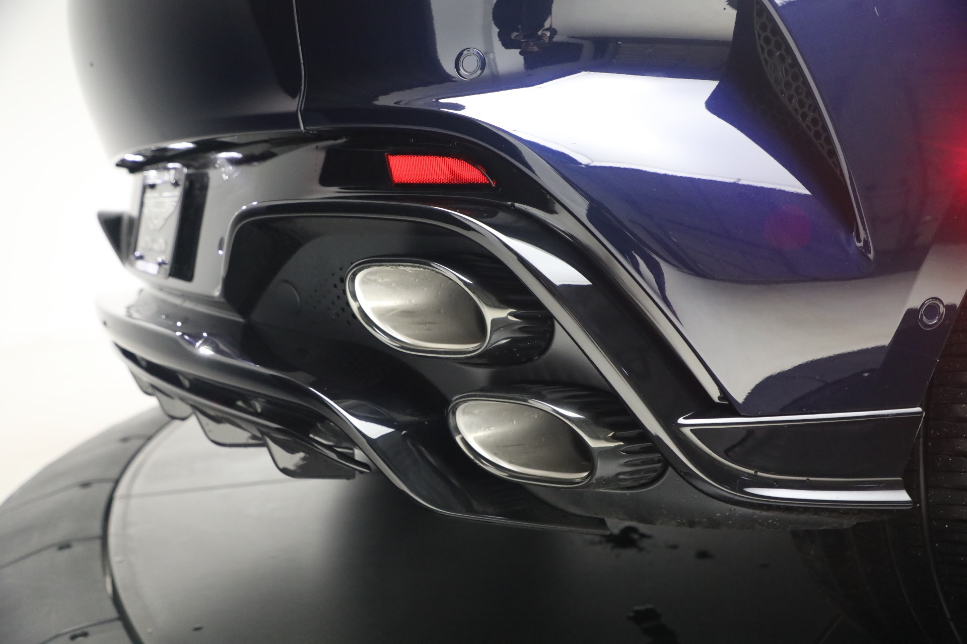 New-2026-Aston-Martin-DBX-S