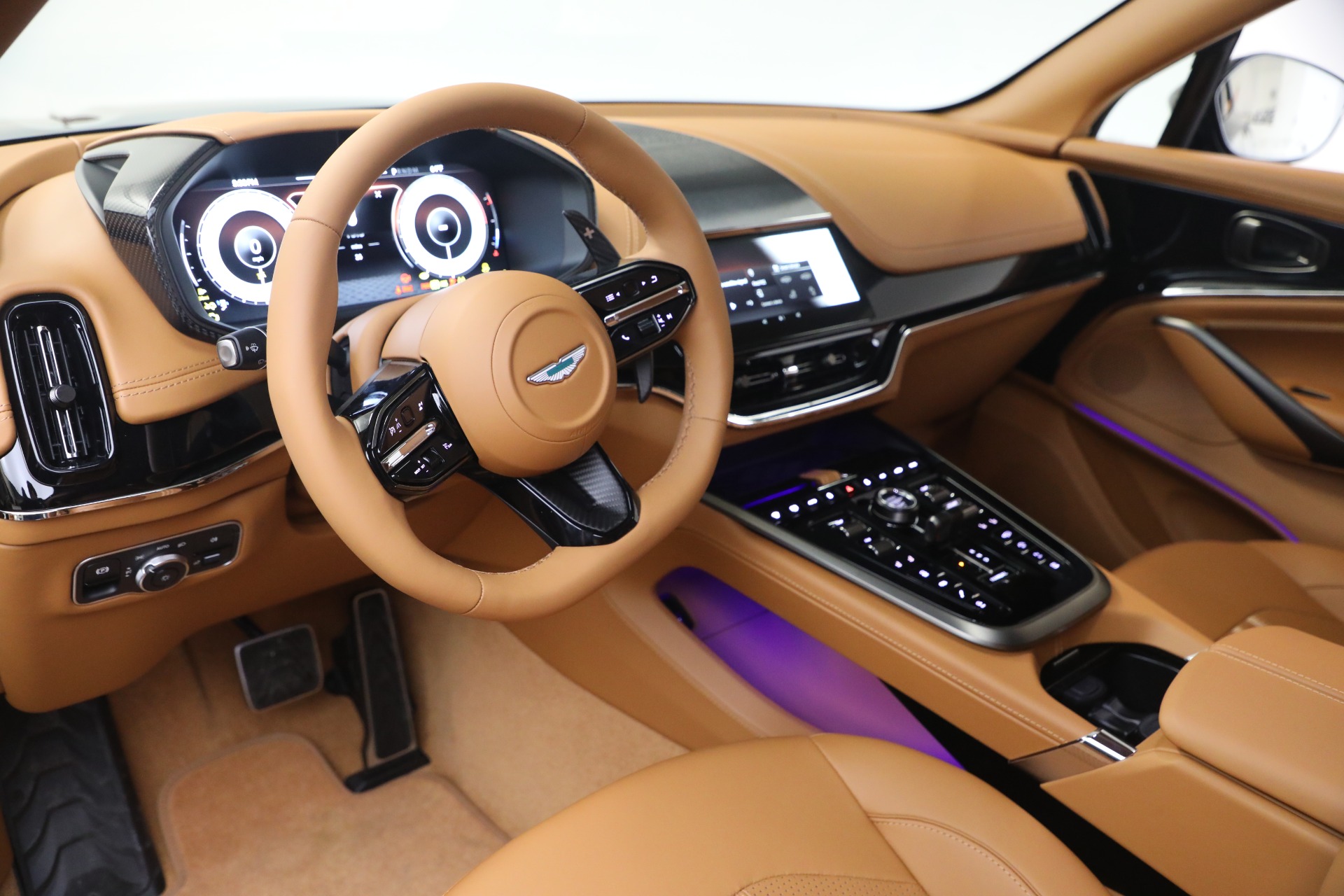 New-2026-Aston-Martin-DBX-707