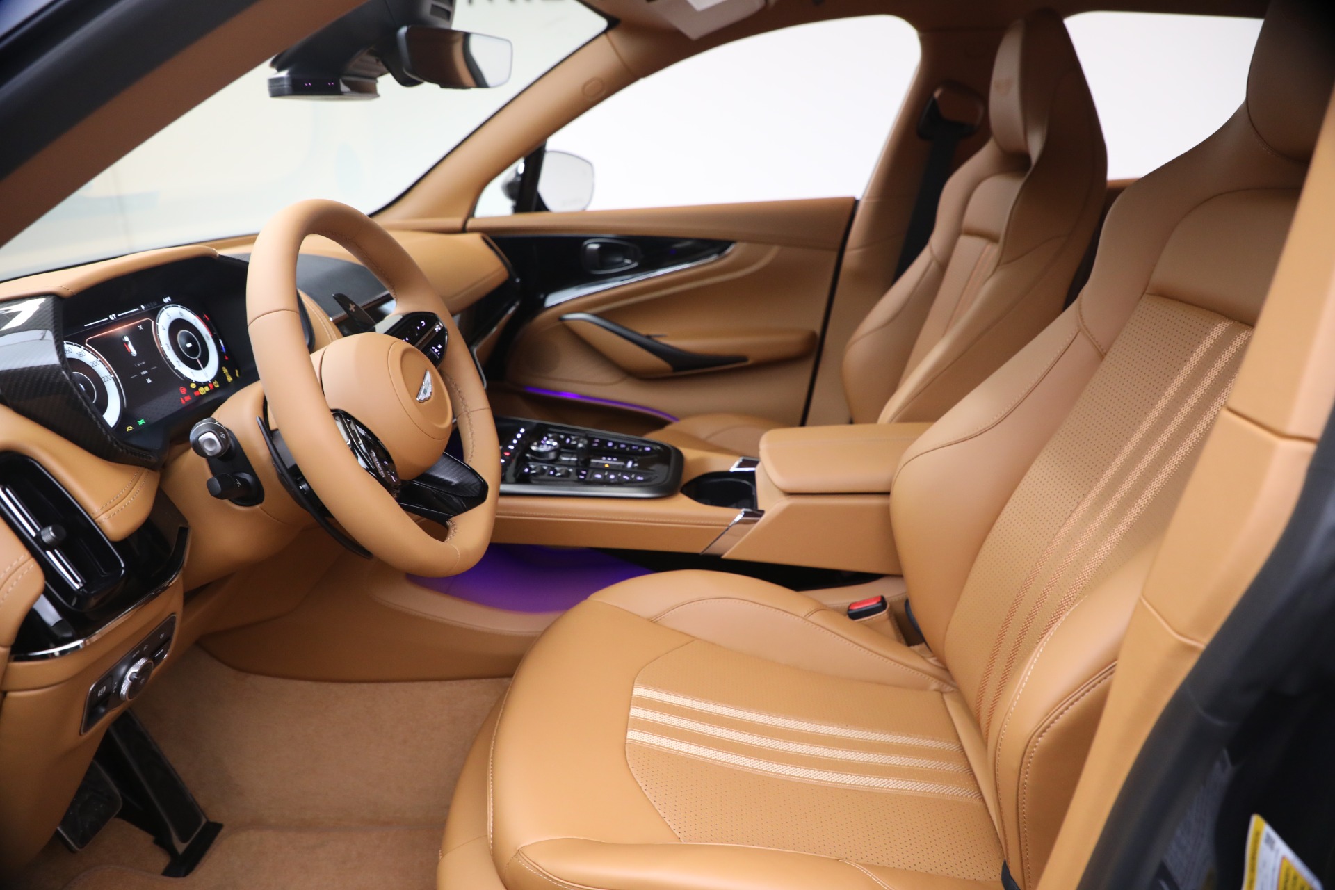 New-2026-Aston-Martin-DBX-707