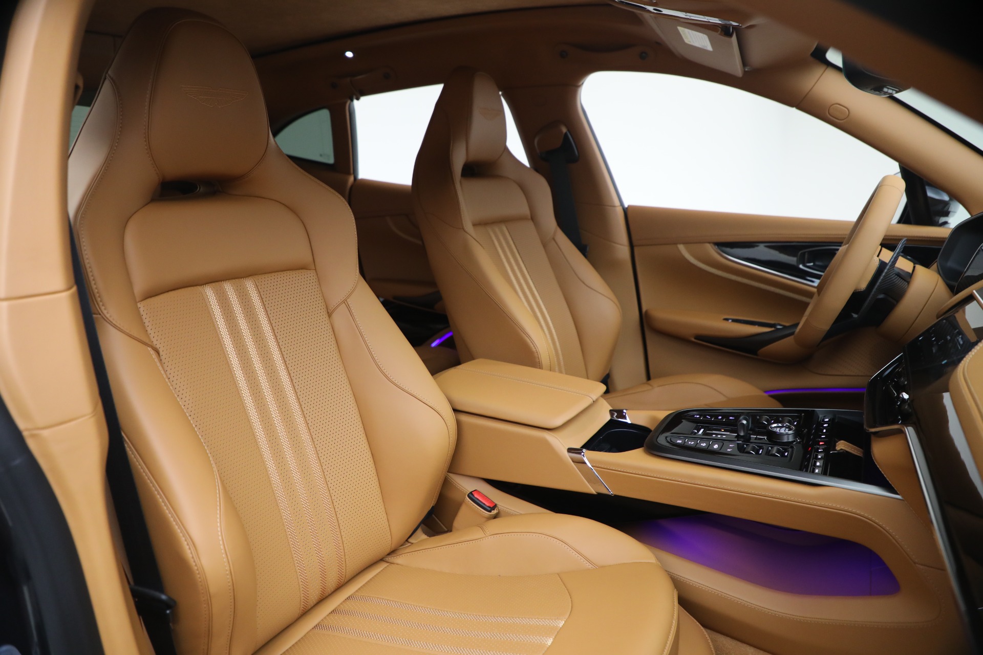 New-2026-Aston-Martin-DBX-707