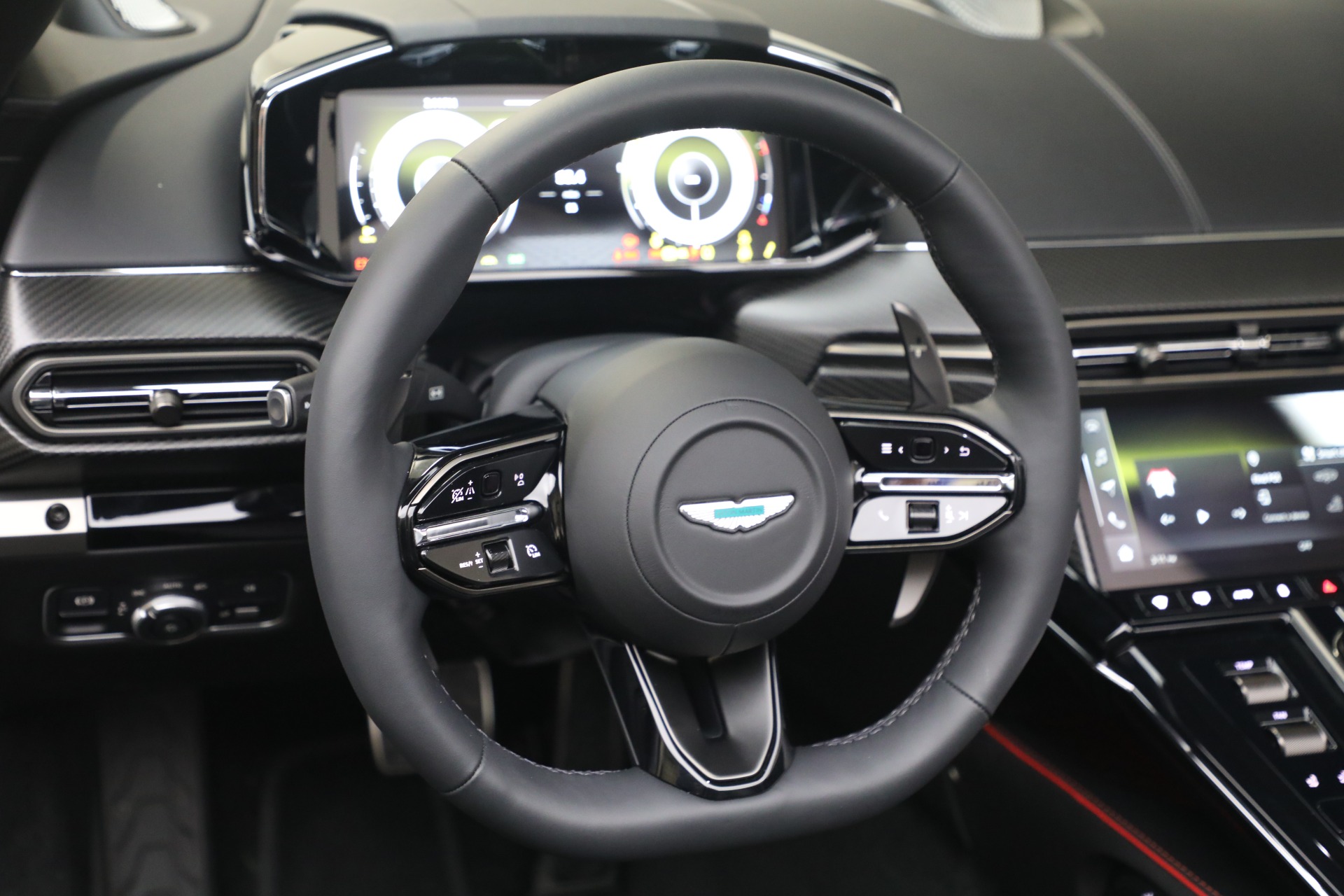 New-2026-Aston-Martin-Vantage-Roadster
