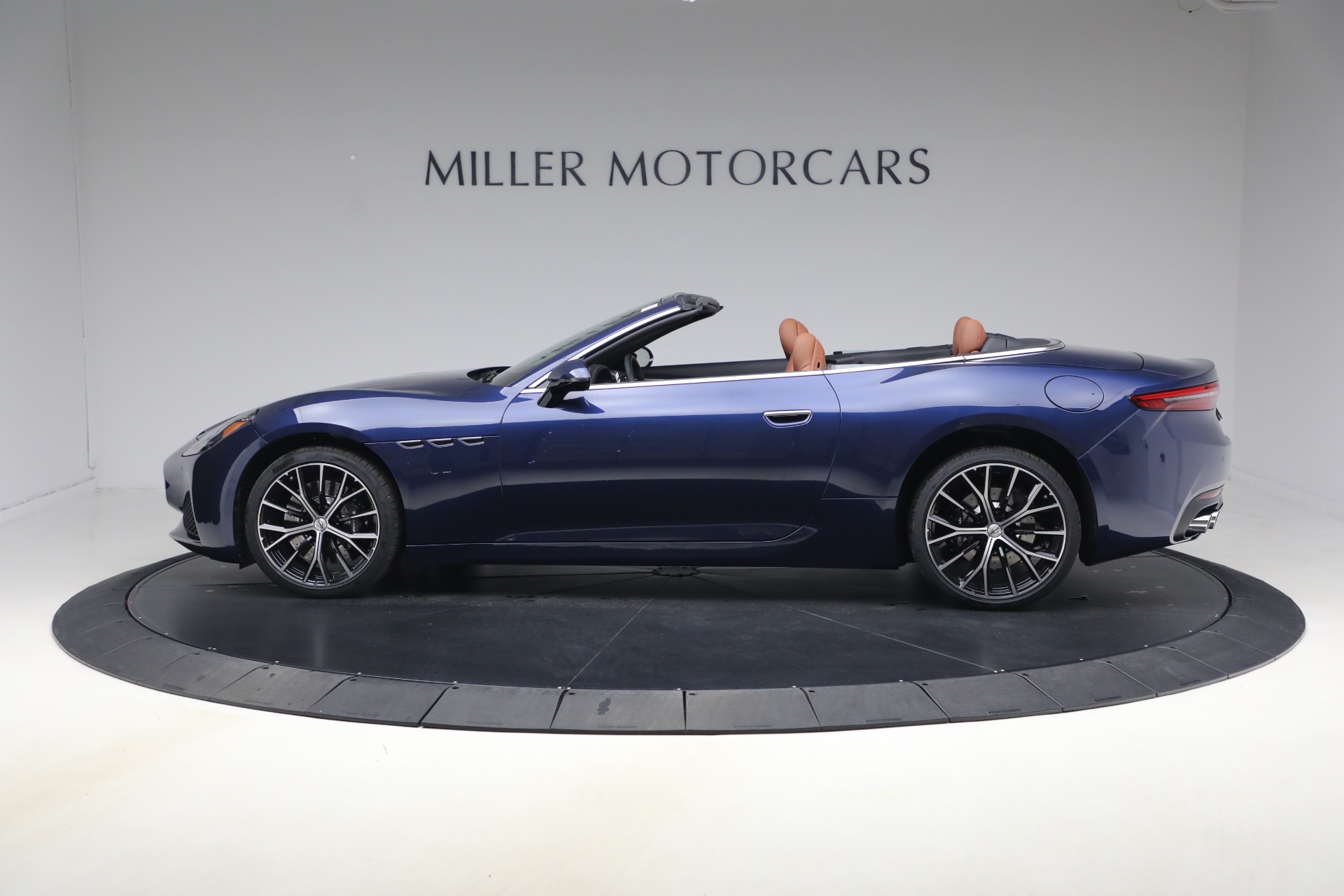 New-2026-Maserati-GranCabrio-Modena