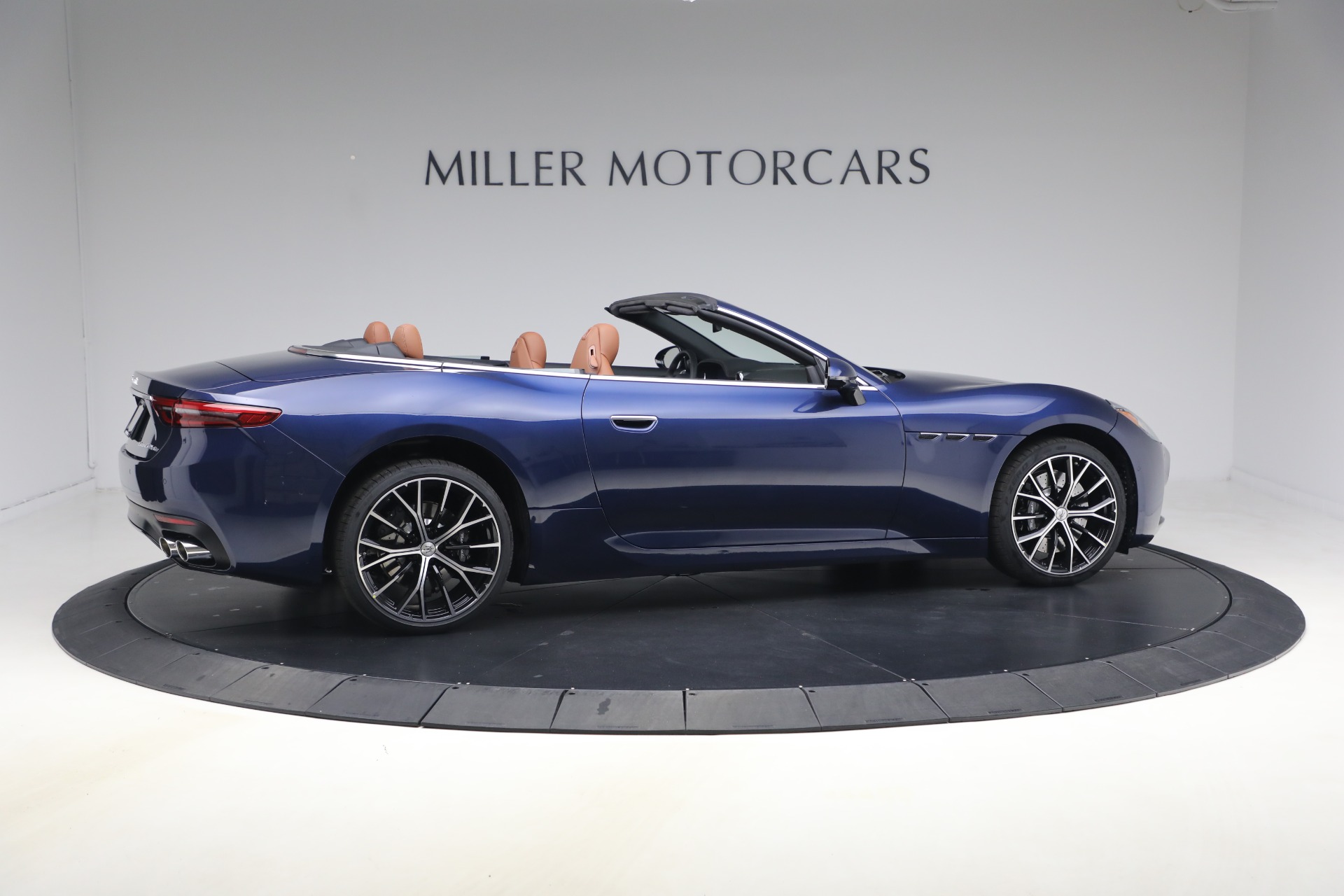New-2026-Maserati-GranCabrio-Modena