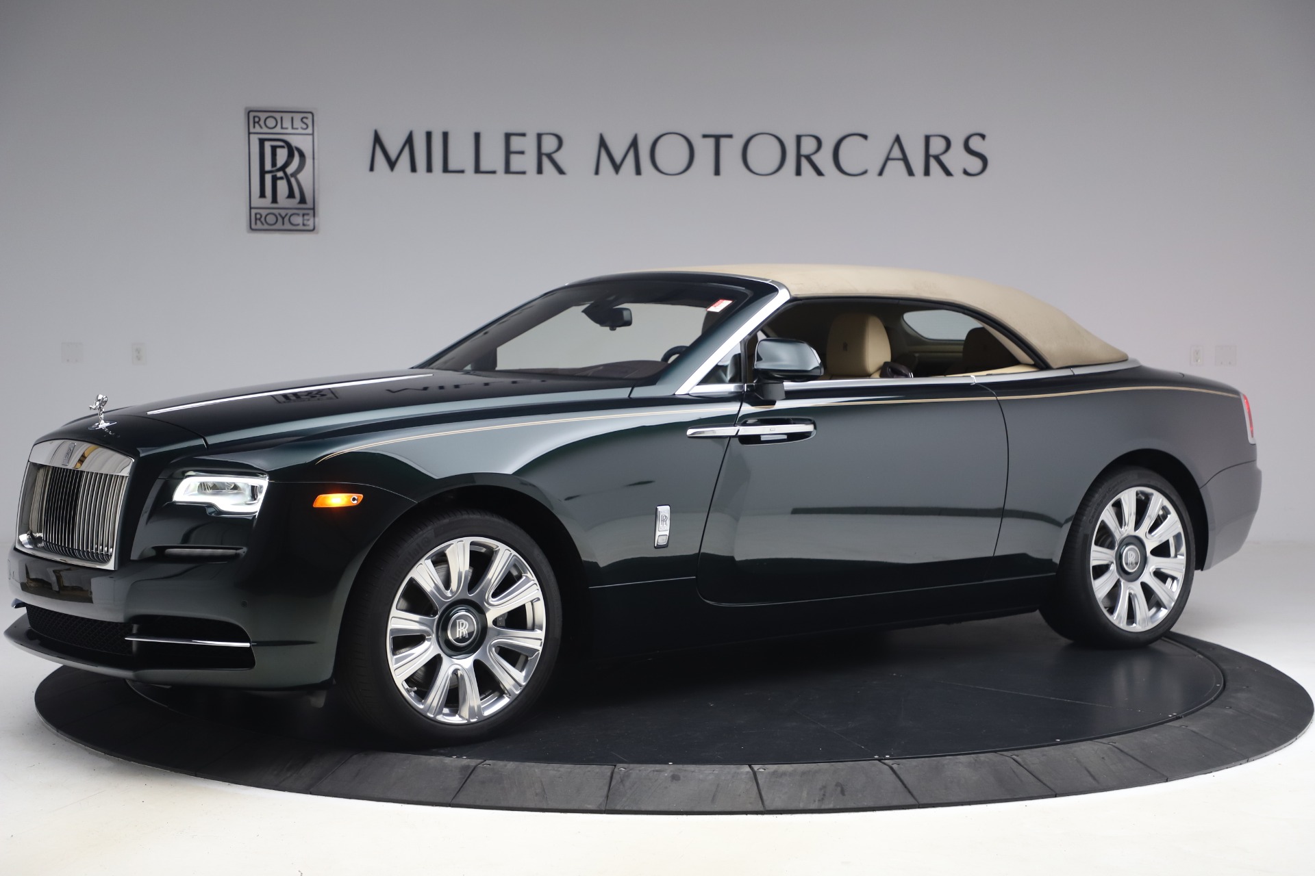Used-2017-Rolls-Royce-Dawn