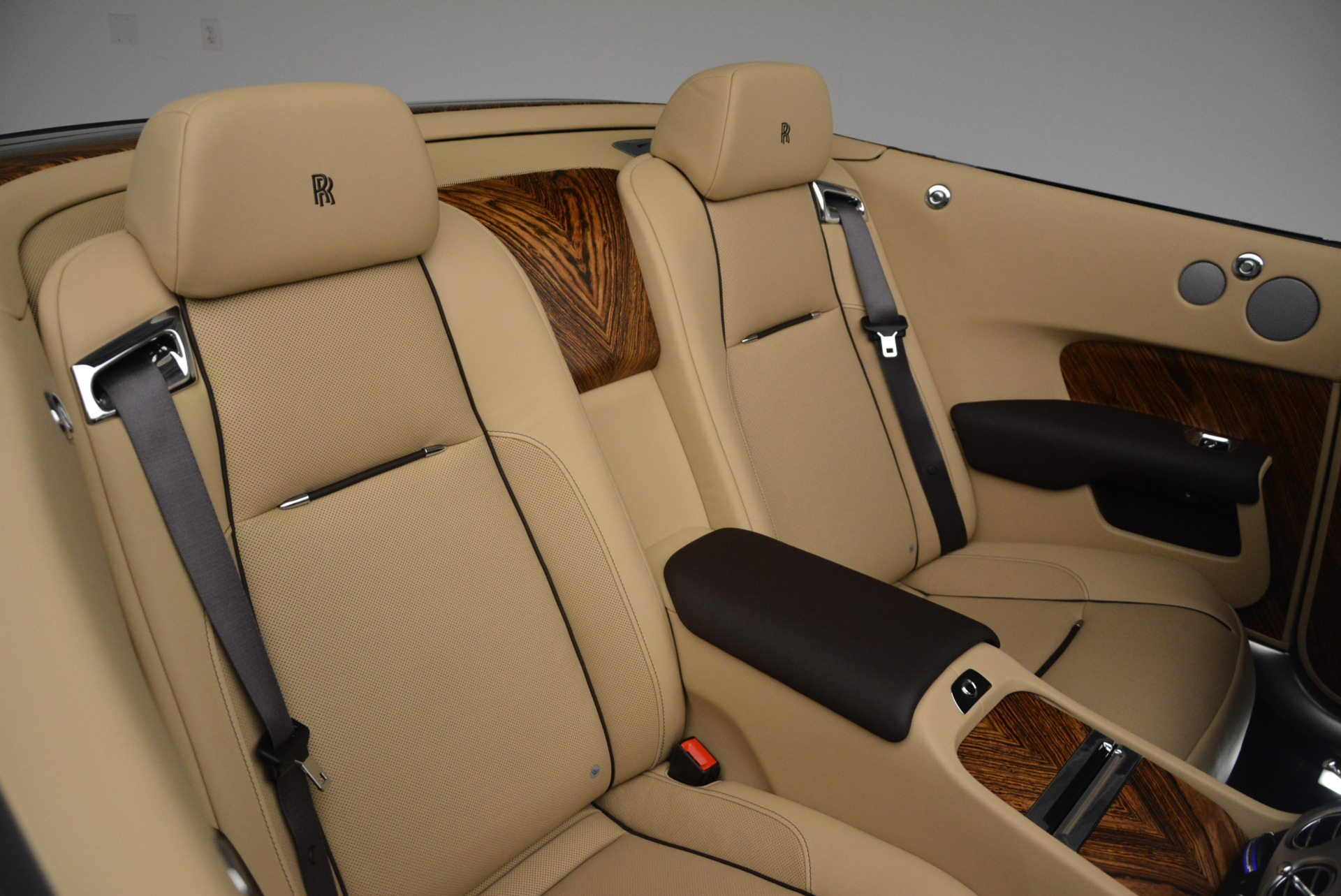 Used-2017-Rolls-Royce-Dawn