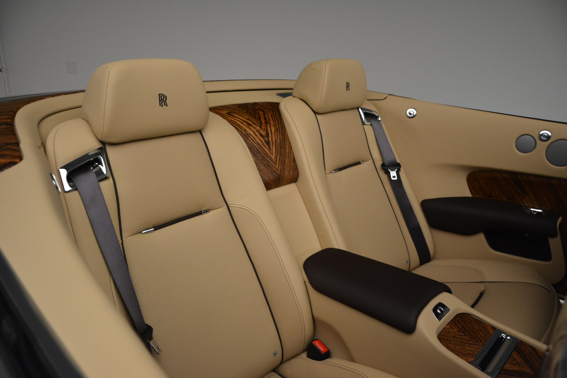 Used-2017-Rolls-Royce-Dawn