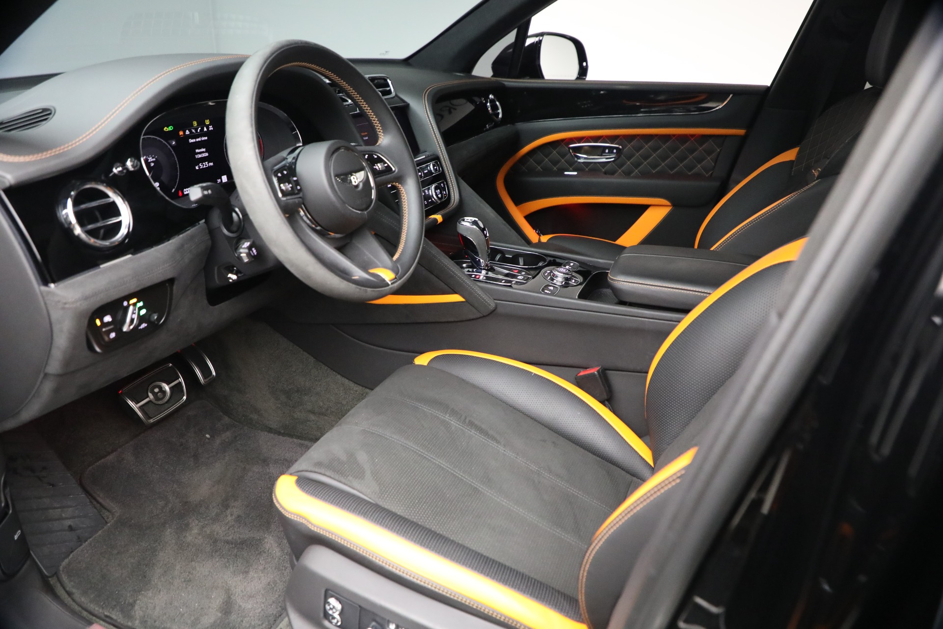 Used-2023-Bentley-Bentayga-Speed