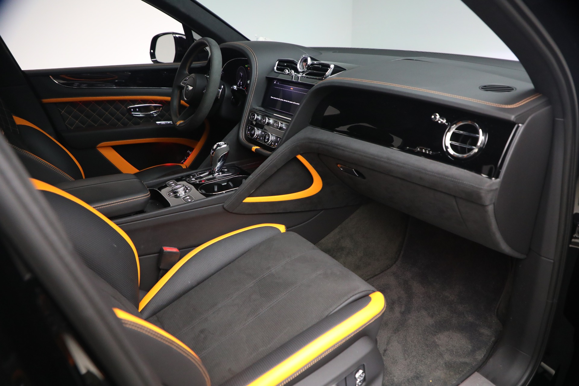 Used-2023-Bentley-Bentayga-Speed