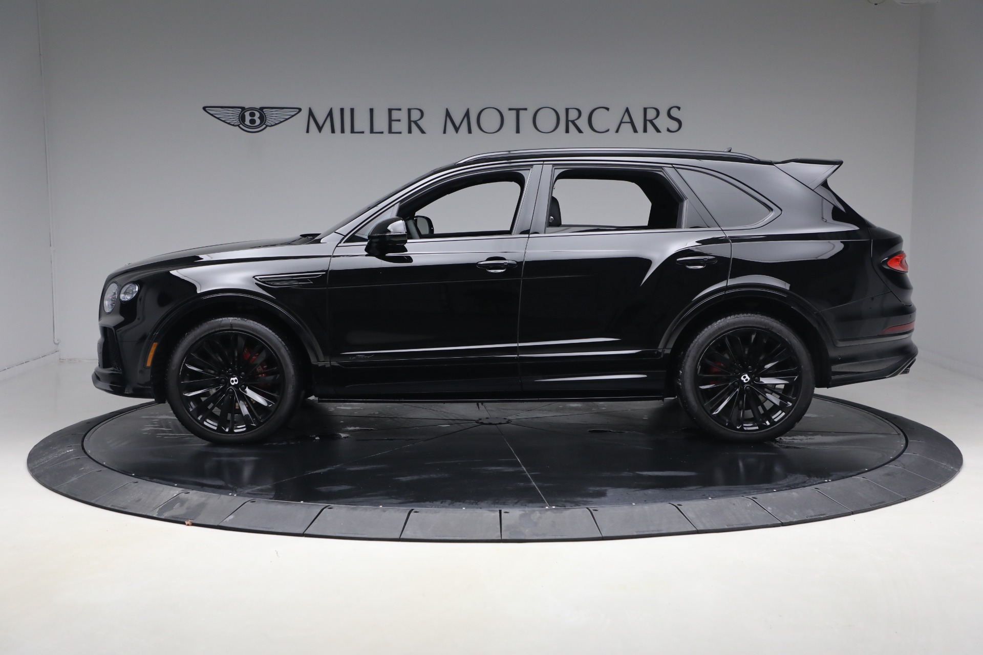 Used-2023-Bentley-Bentayga-Speed