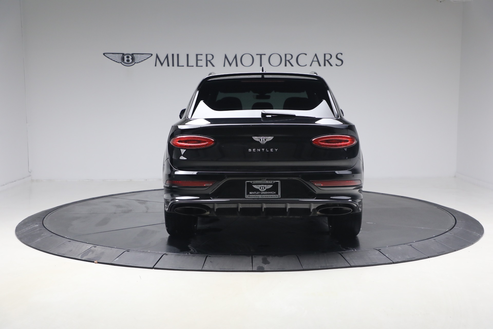 Used-2023-Bentley-Bentayga-Speed