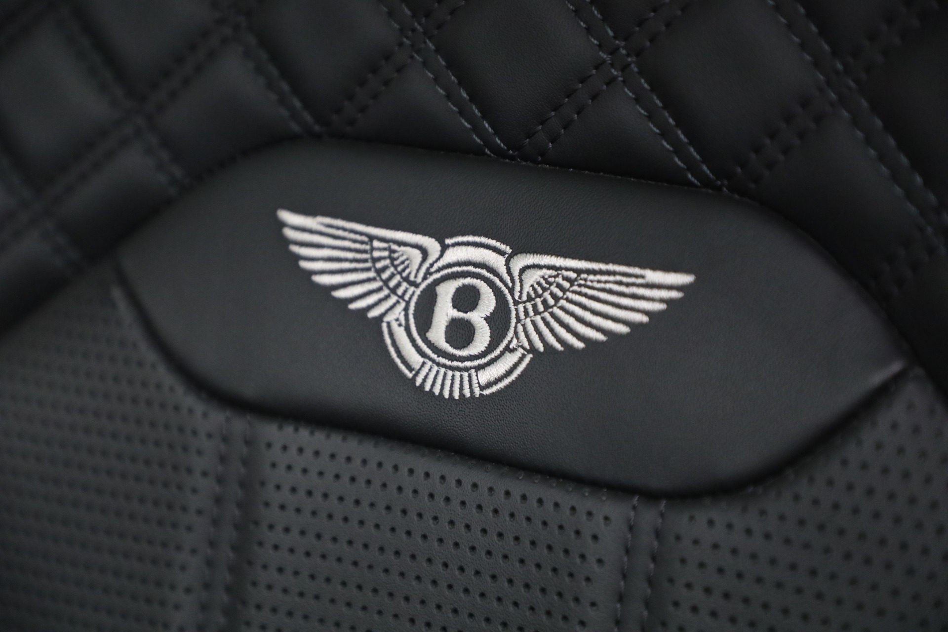 Used-2022-Bentley-Bentayga-Speed