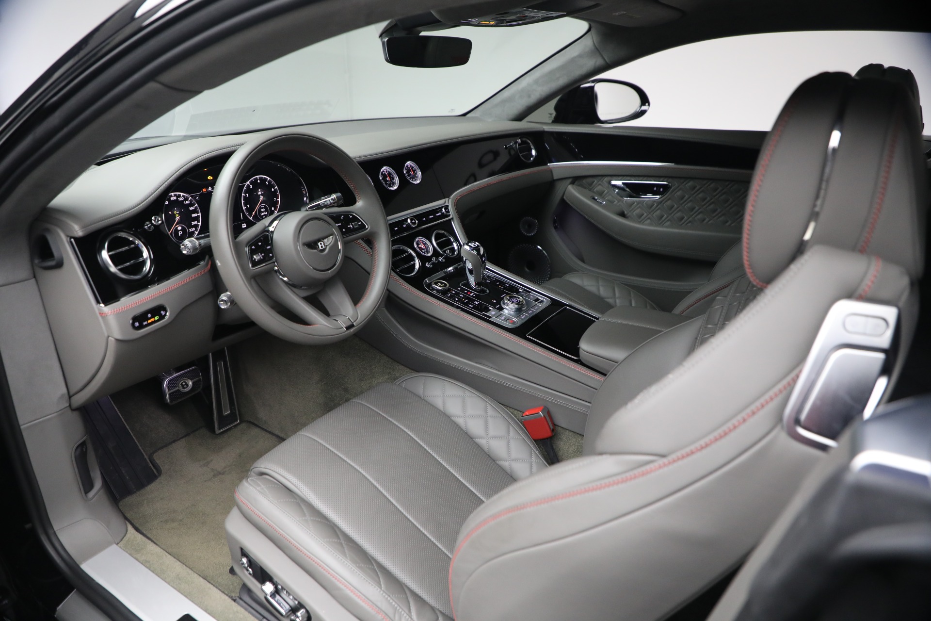 Used-2022-Bentley-Continental-GT-V8