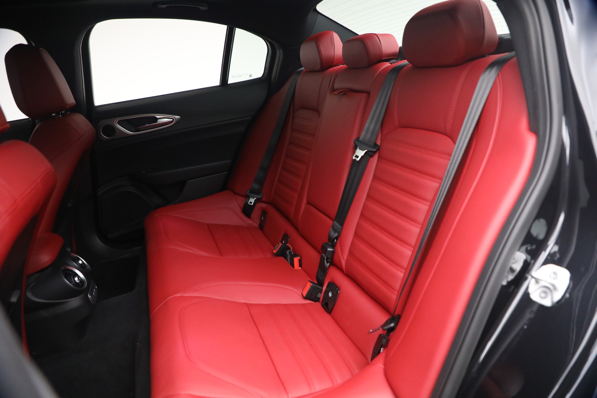 New-2026-Alfa-Romeo-Giulia-VELOCE